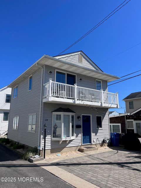 Homes For Rent - 23 E Surf Way<br/> Lavallette, NJ 08735