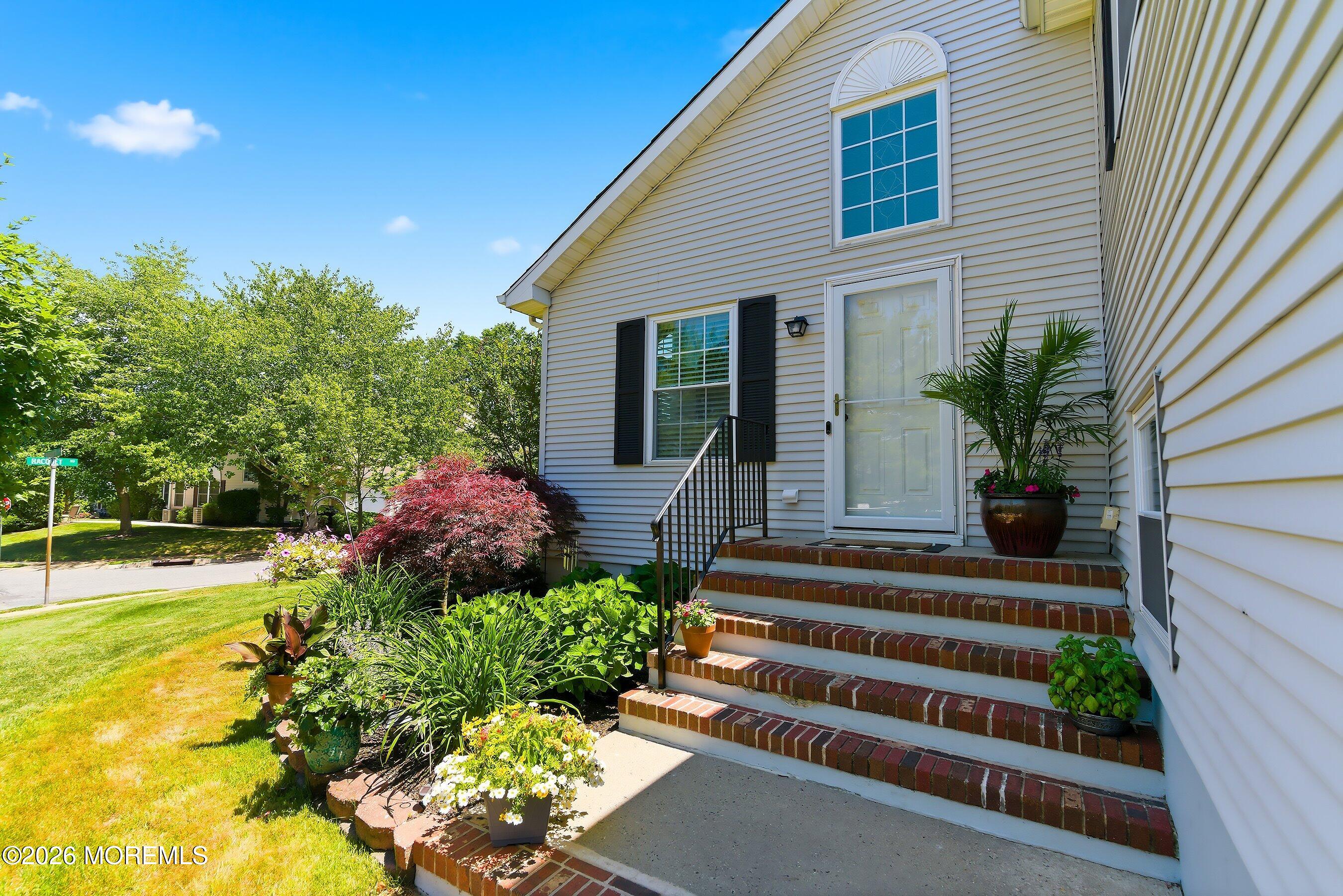 131 Racquet Road