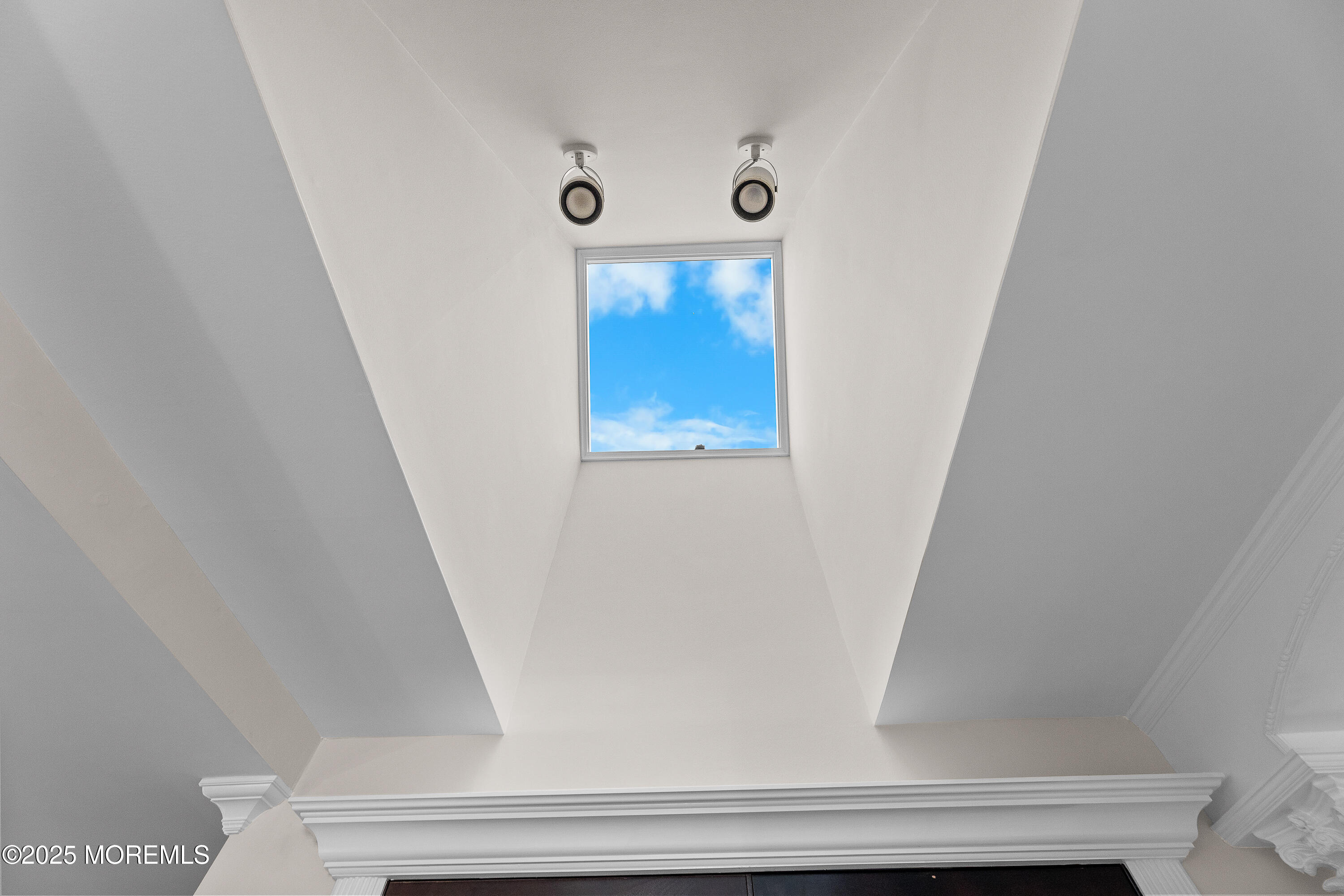 21 Homestead Circle, Marlboro, New Jersey image 12