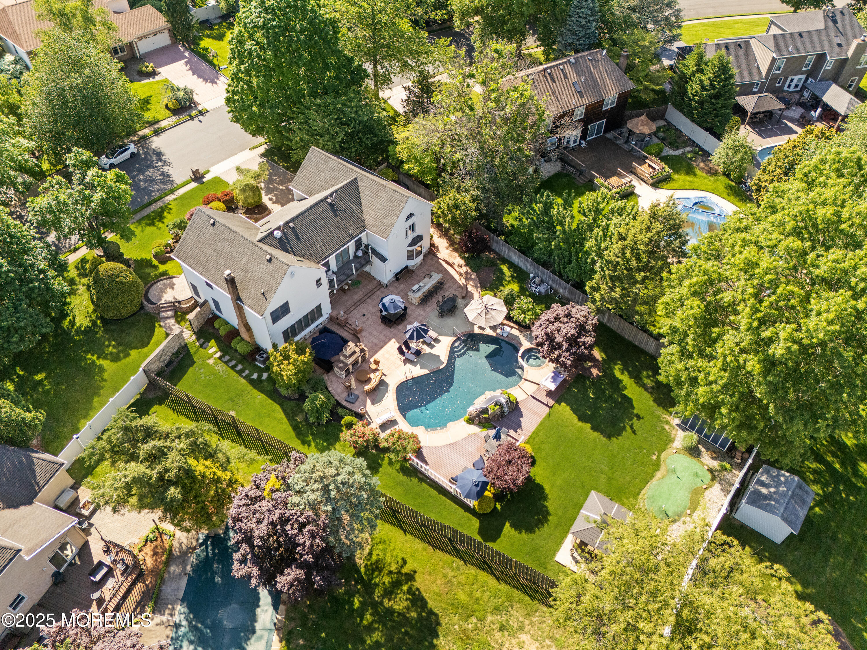 21 Homestead Circle, Marlboro, New Jersey image 3