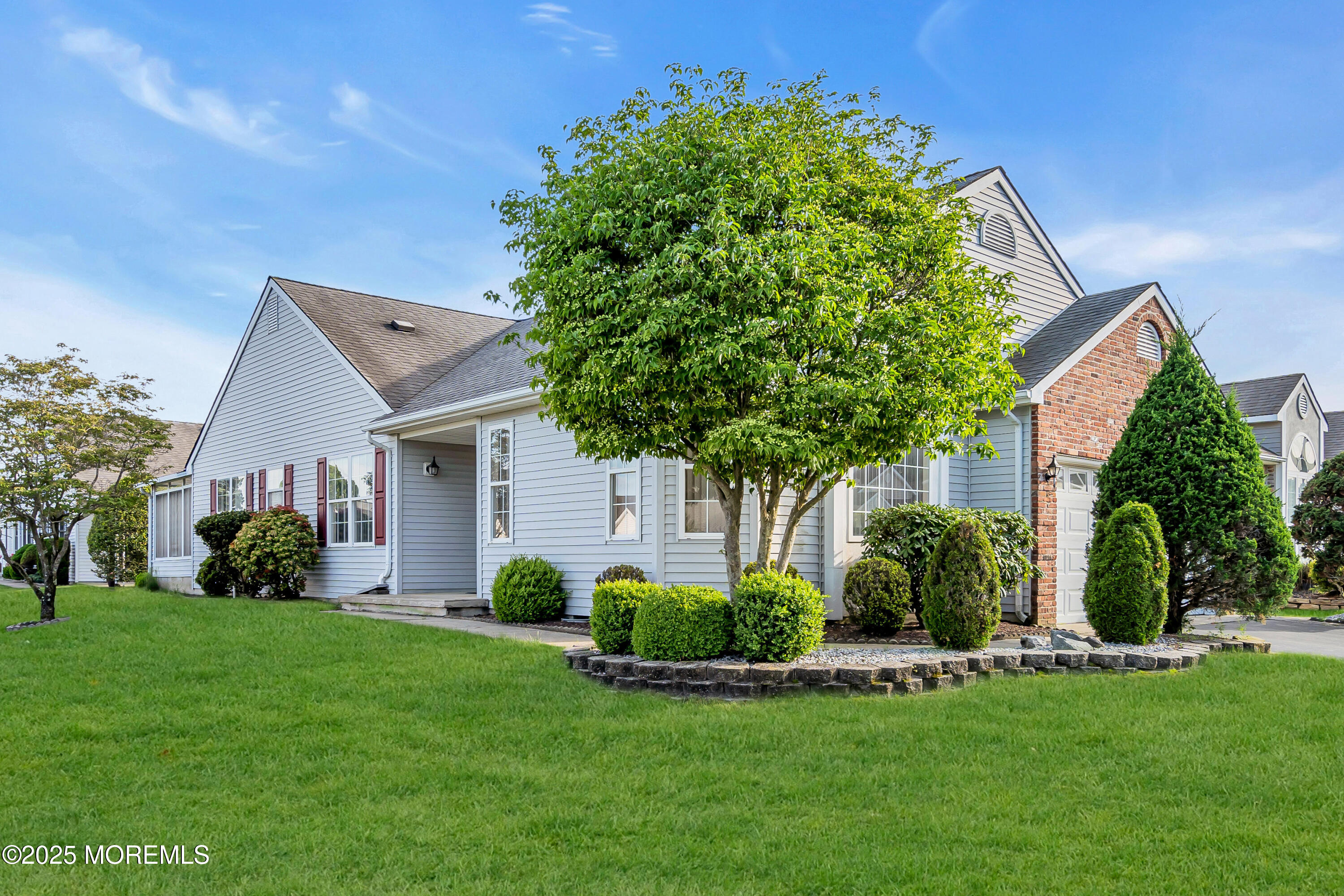 20 Abergele Drive, Toms River, New Jersey image 1