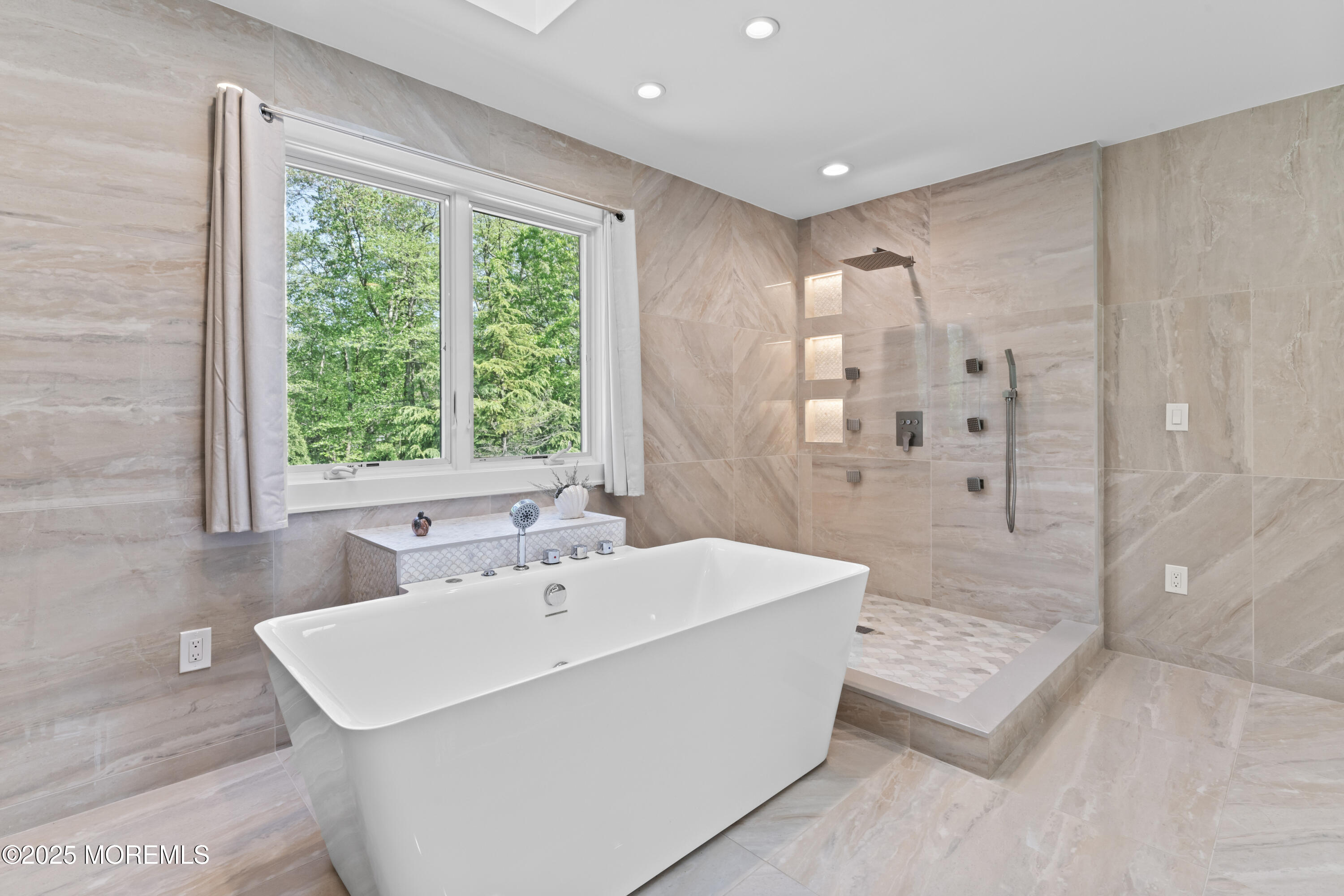 1706 Martin Road, Wall, New Jersey image 37