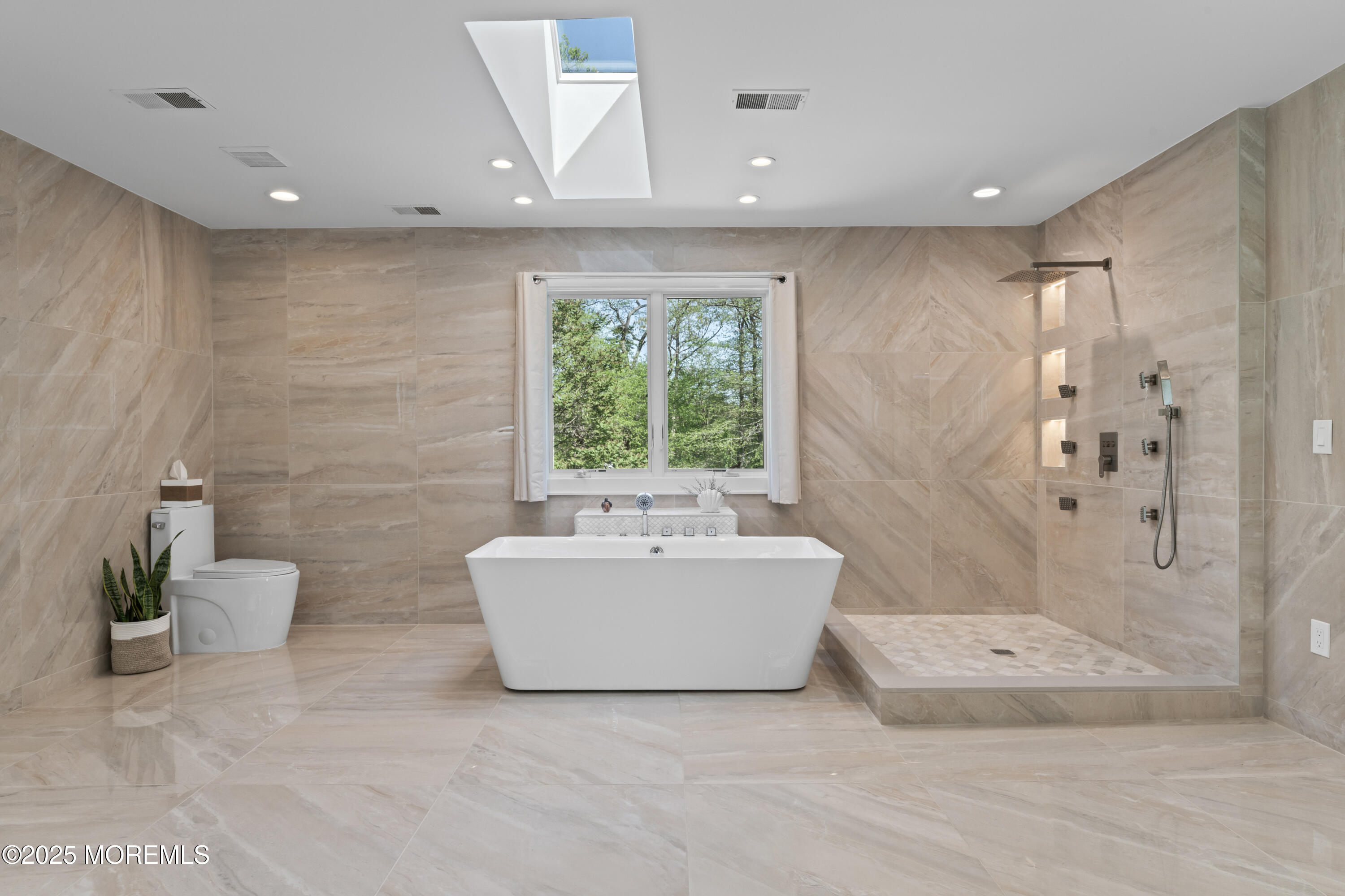 1706 Martin Road, Wall, New Jersey image 36