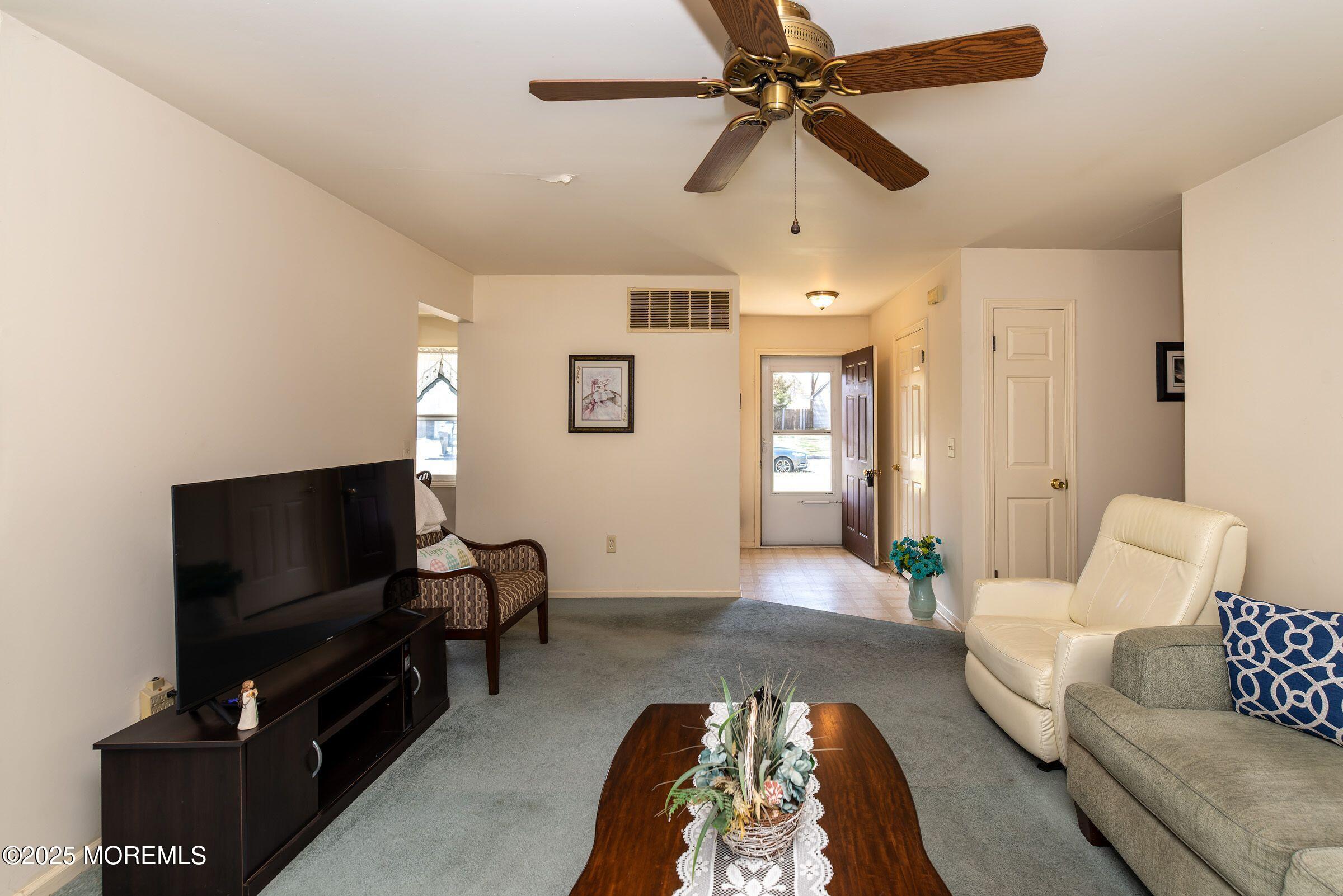 7 Leeds Court, Brick, New Jersey image 5