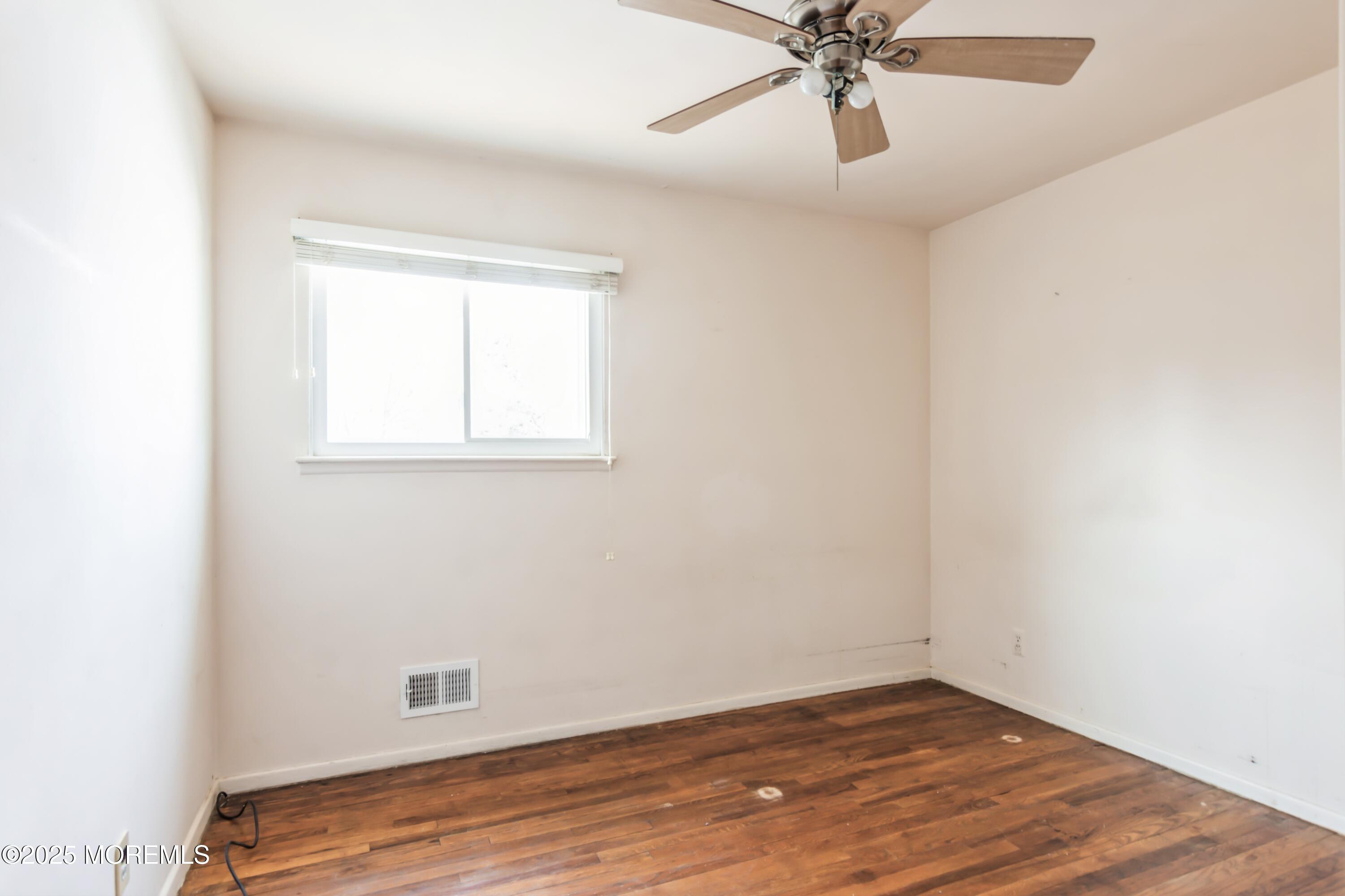 10 Gibson Drive, Hazlet, New Jersey image 15