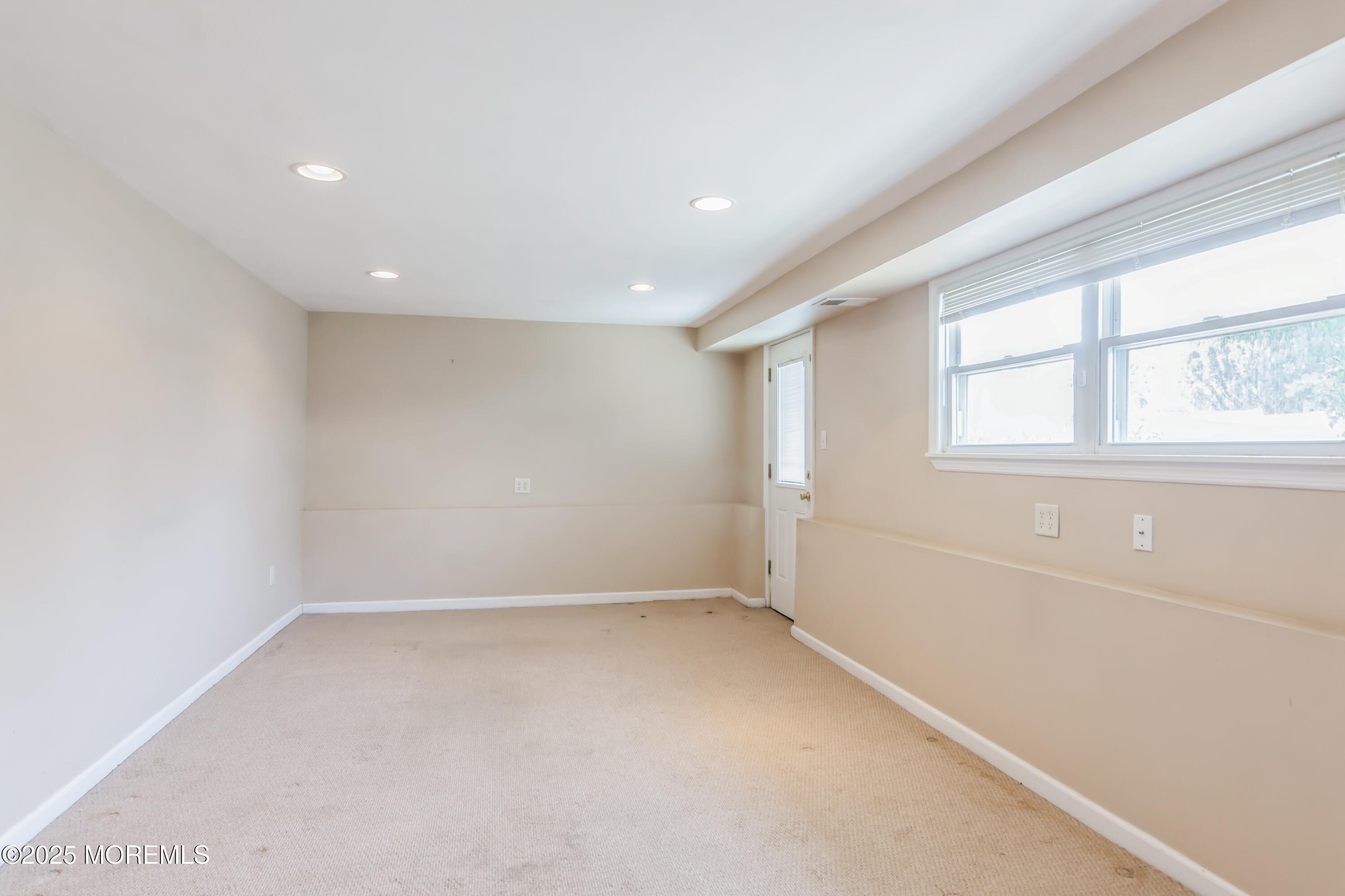 10 Gibson Drive, Hazlet, New Jersey image 18