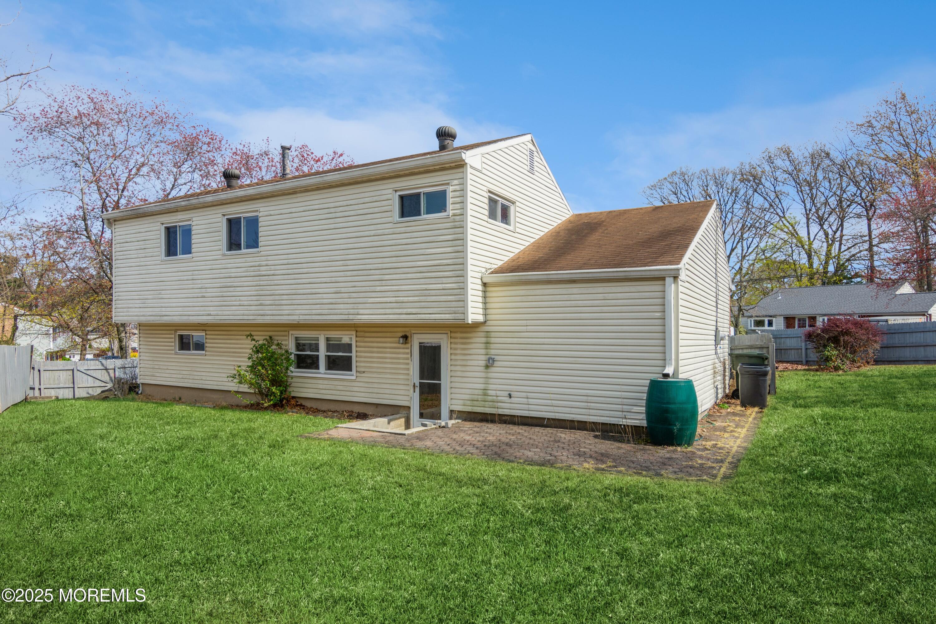 10 Gibson Drive, Hazlet, New Jersey image 25