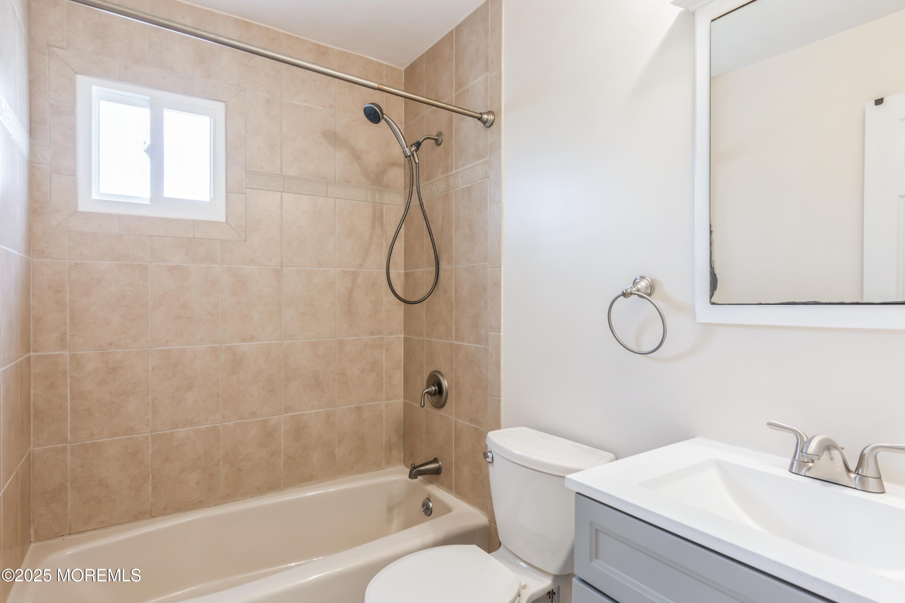 10 Gibson Drive, Hazlet, New Jersey image 17