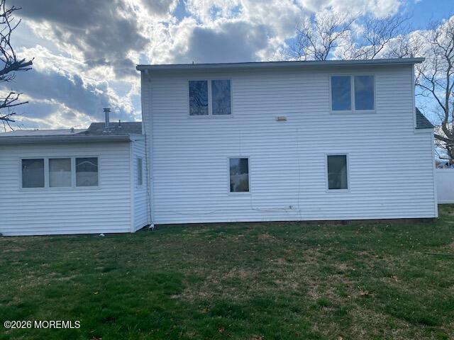 927 Woodgate Avenue
