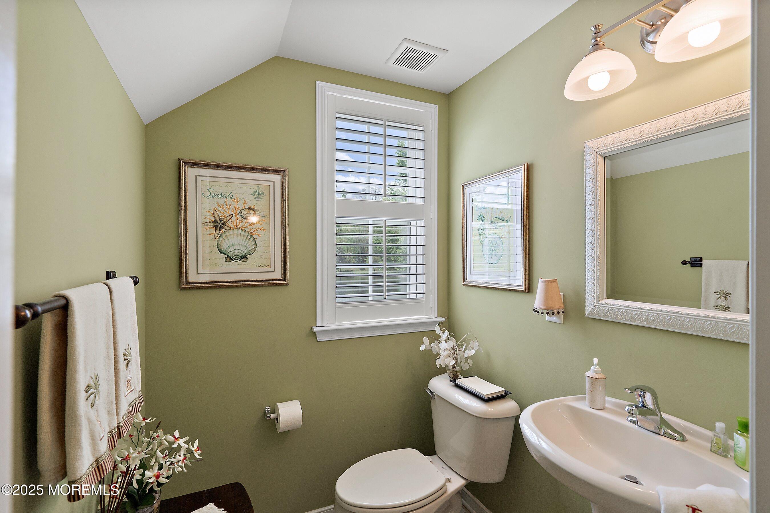 26 E Francesa Court, Farmingdale, New Jersey image 24