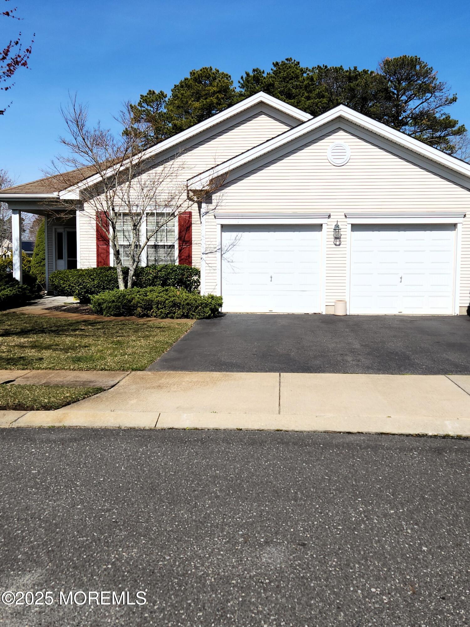 137 Warwick Road, Galloway, New Jersey image 1