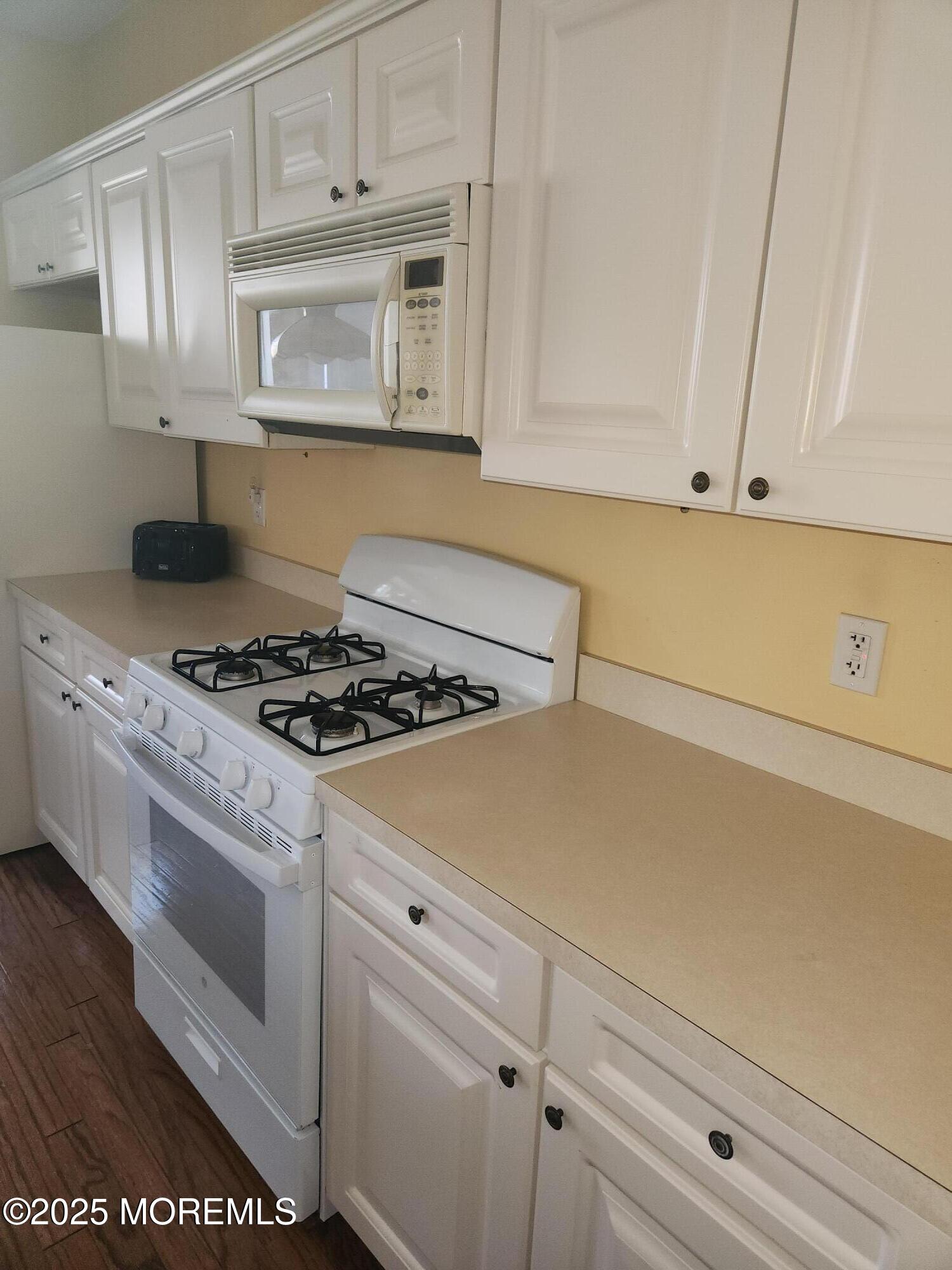 137 Warwick Road, Galloway, New Jersey image 14