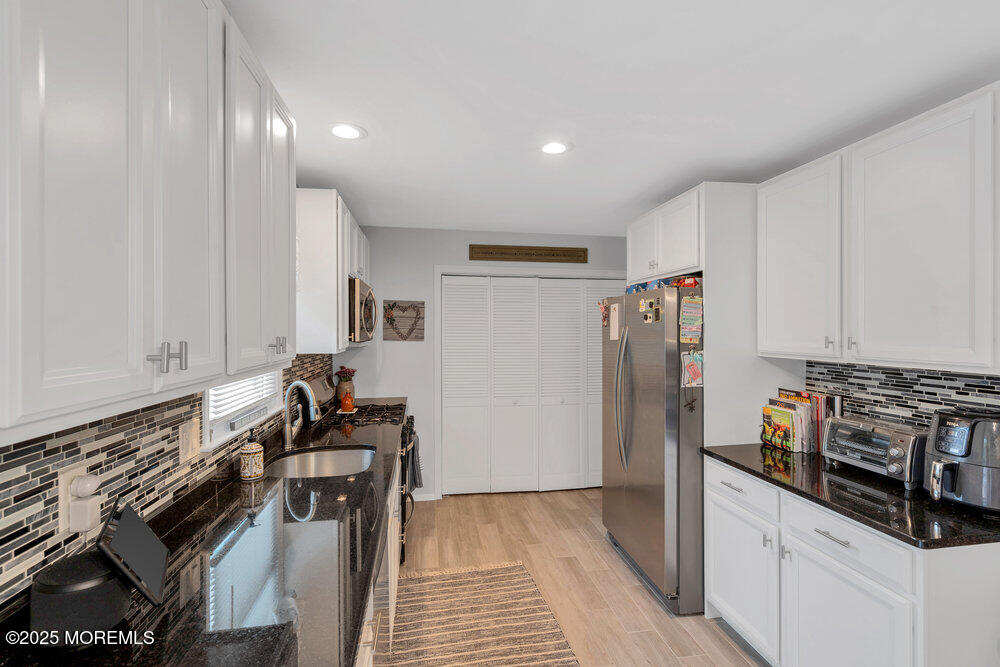 726 Hardean Road, Brick, New Jersey image 10