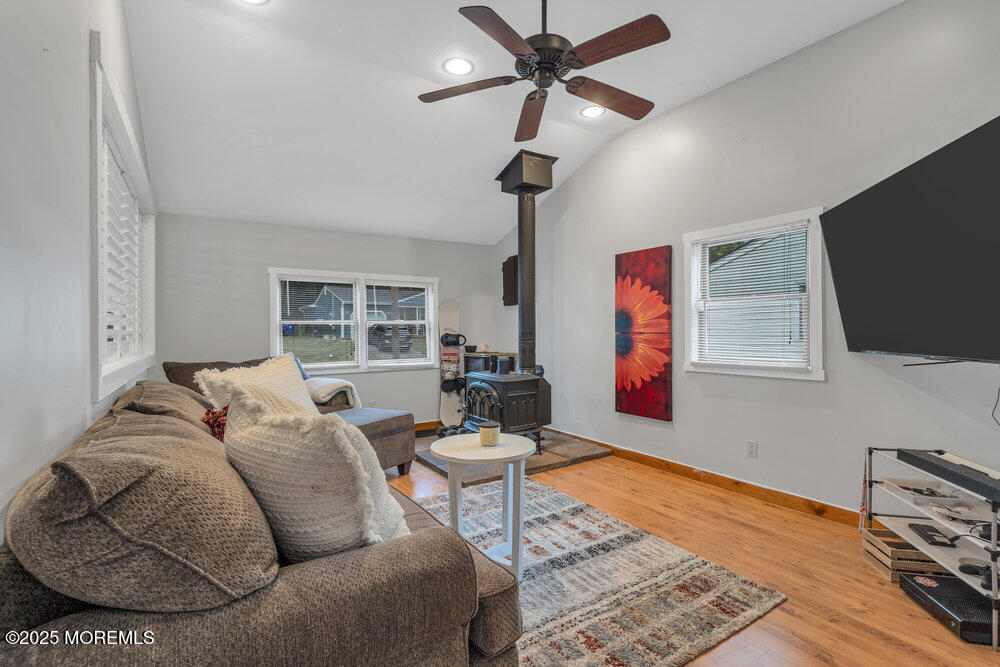 726 Hardean Road, Brick, New Jersey image 16