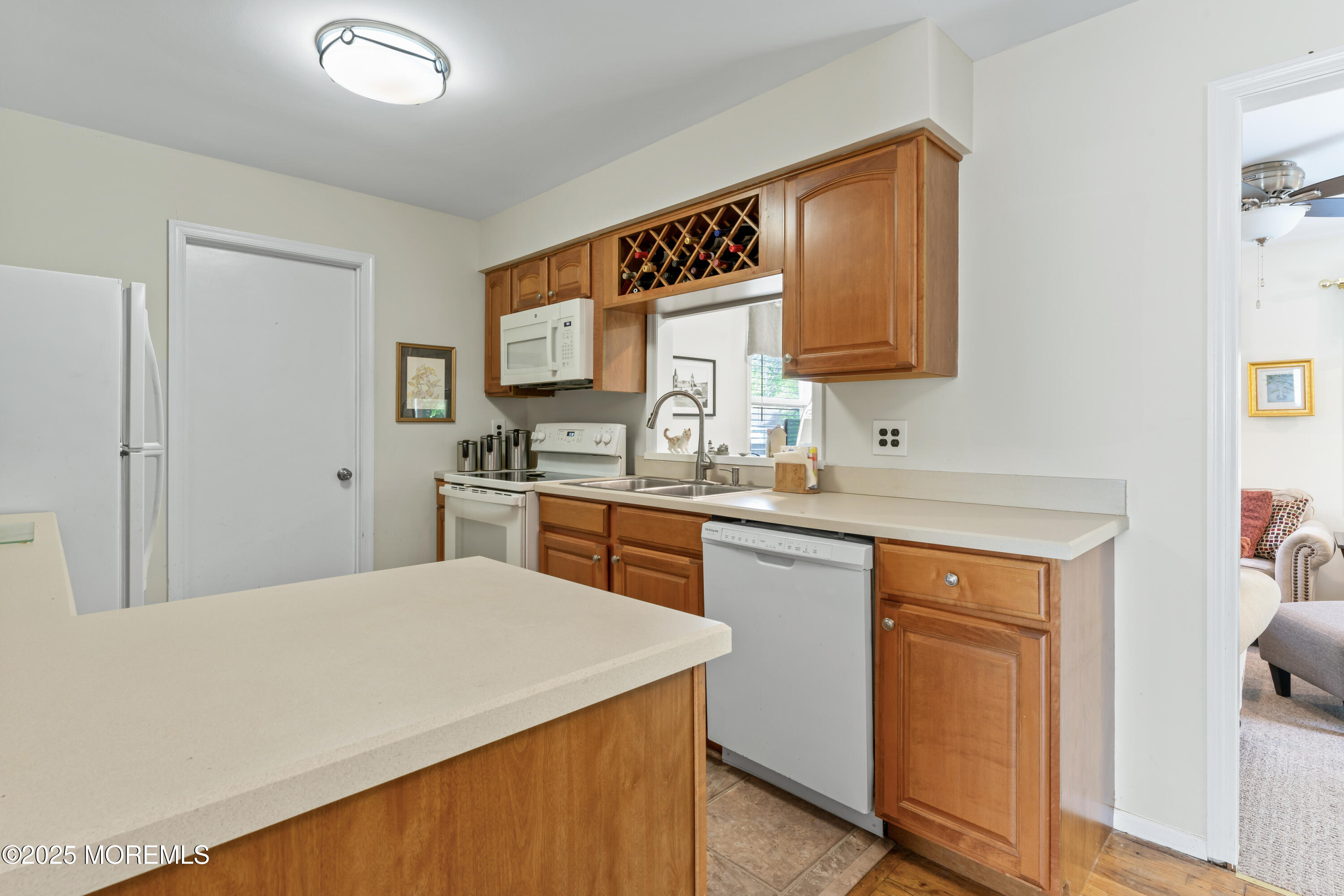 335 Western Boulevard, Bayville, New Jersey image 13