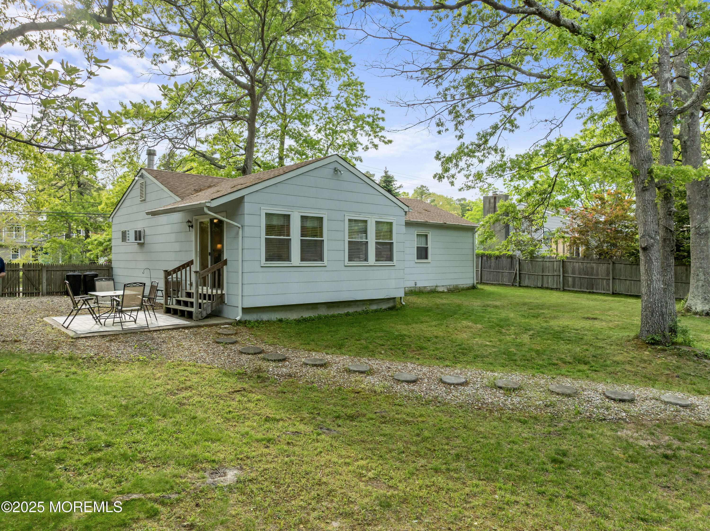 335 Western Boulevard, Bayville, New Jersey image 21