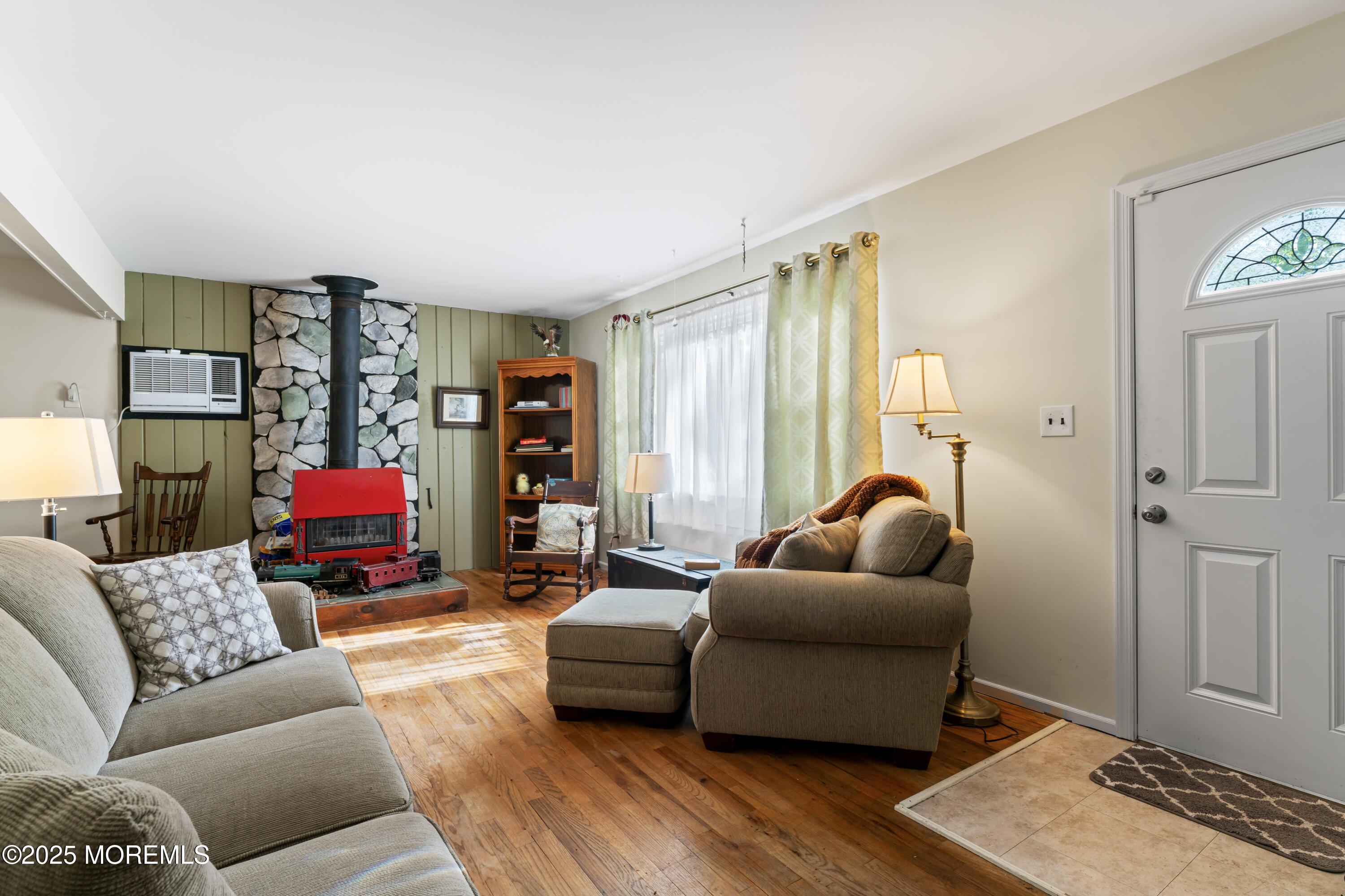 335 Western Boulevard, Bayville, New Jersey image 7