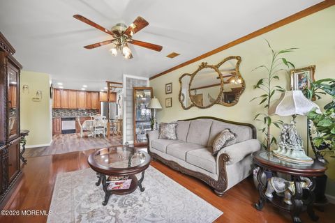 Condo For Sale - B2 Avon Drive #B-2<br/> East Windsor, NJ 08520