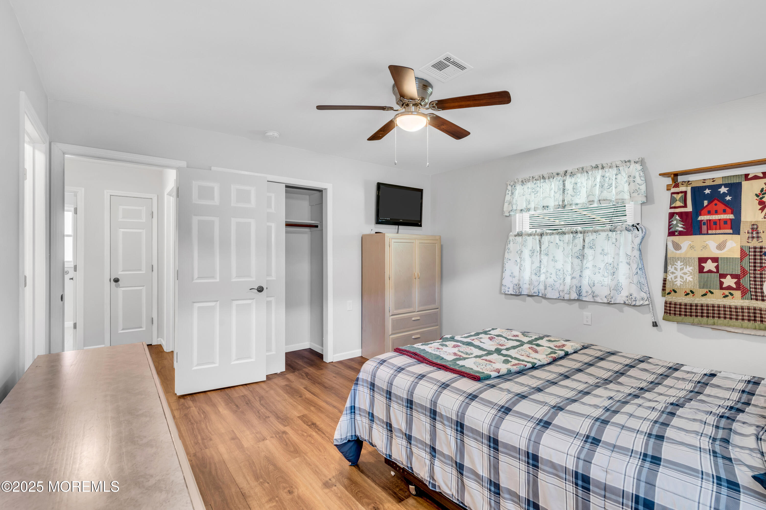 802 Jamaica Boulevard, Toms River, New Jersey image 7