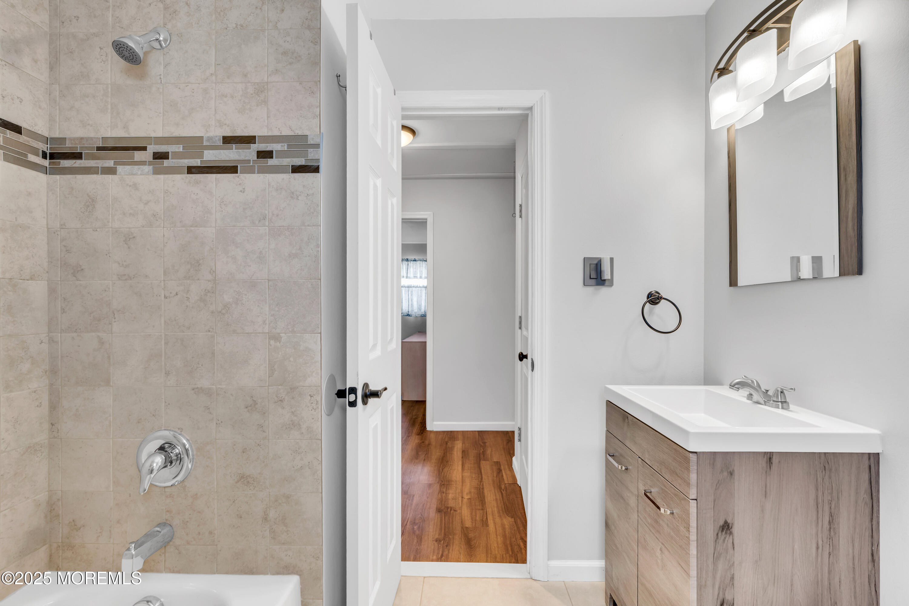 802 Jamaica Boulevard, Toms River, New Jersey image 15