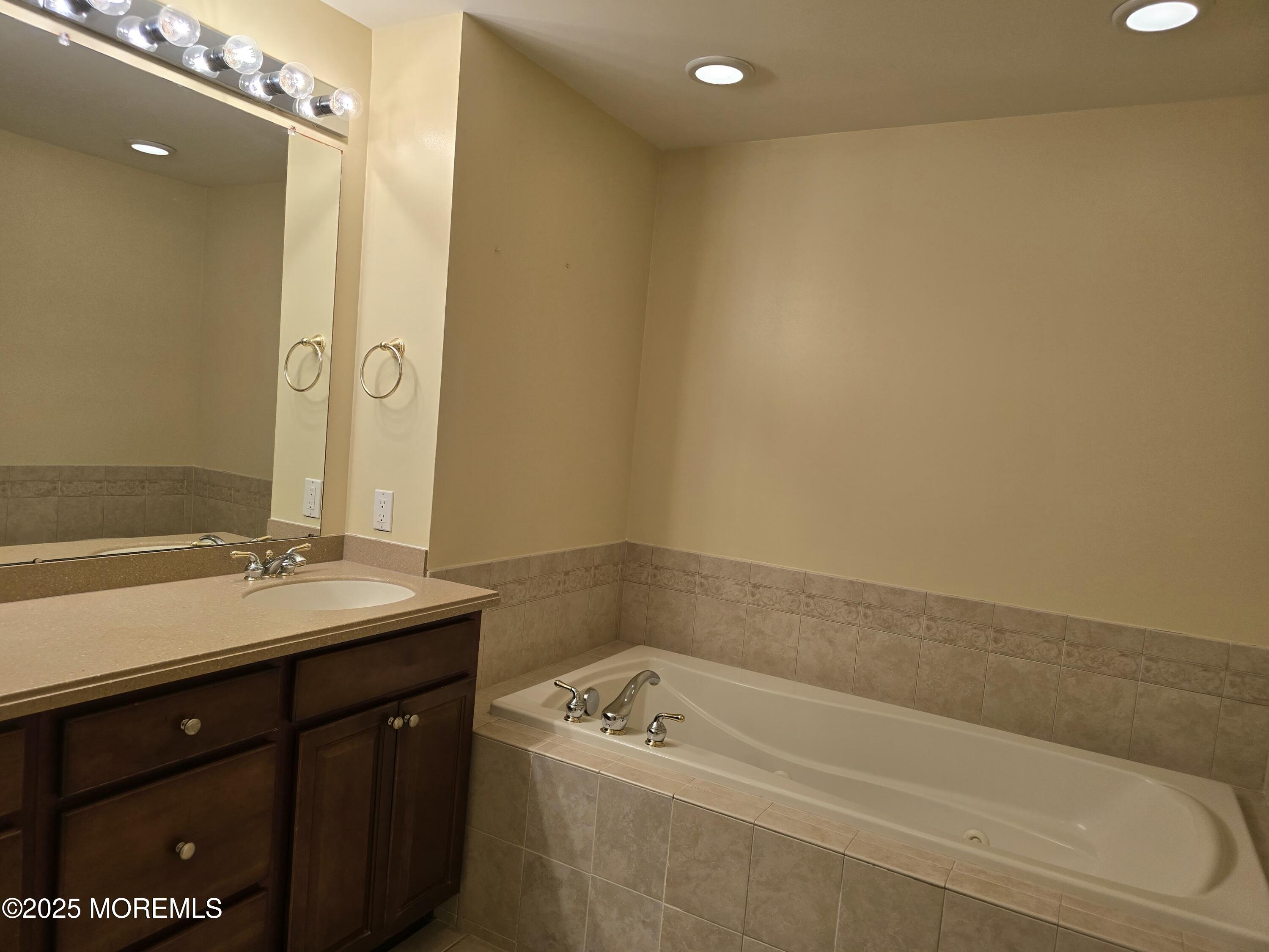 43 Skimmer Lane, Port Monmouth, New Jersey image 34