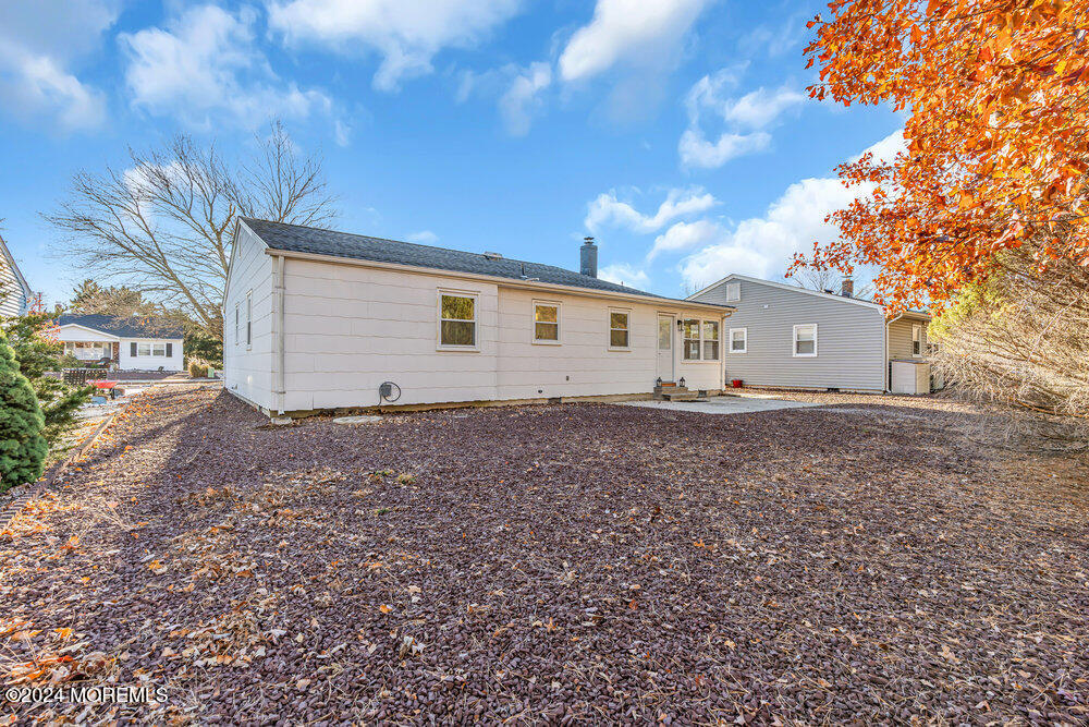4 Zeeland Drive, Toms River, New Jersey image 32