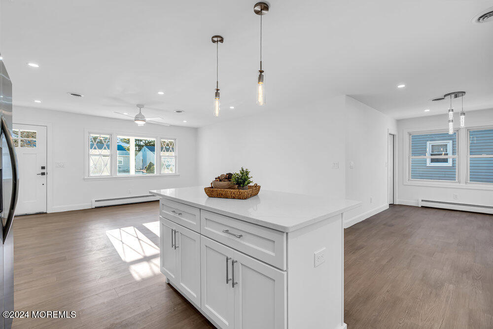 4 Zeeland Drive, Toms River, New Jersey image 6