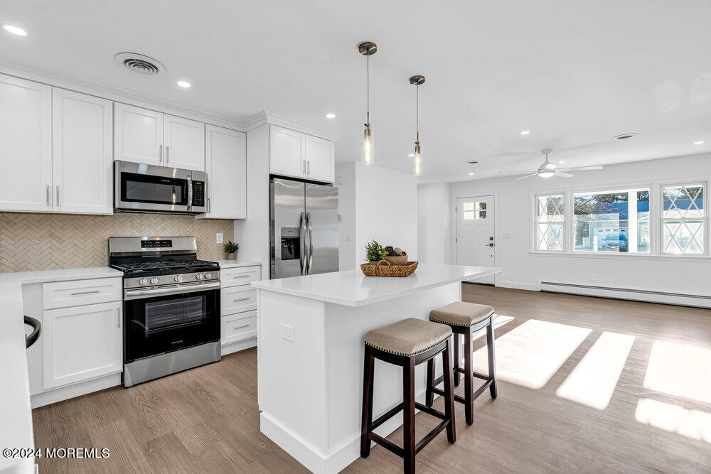 4 Zeeland Drive, Toms River, New Jersey image 4