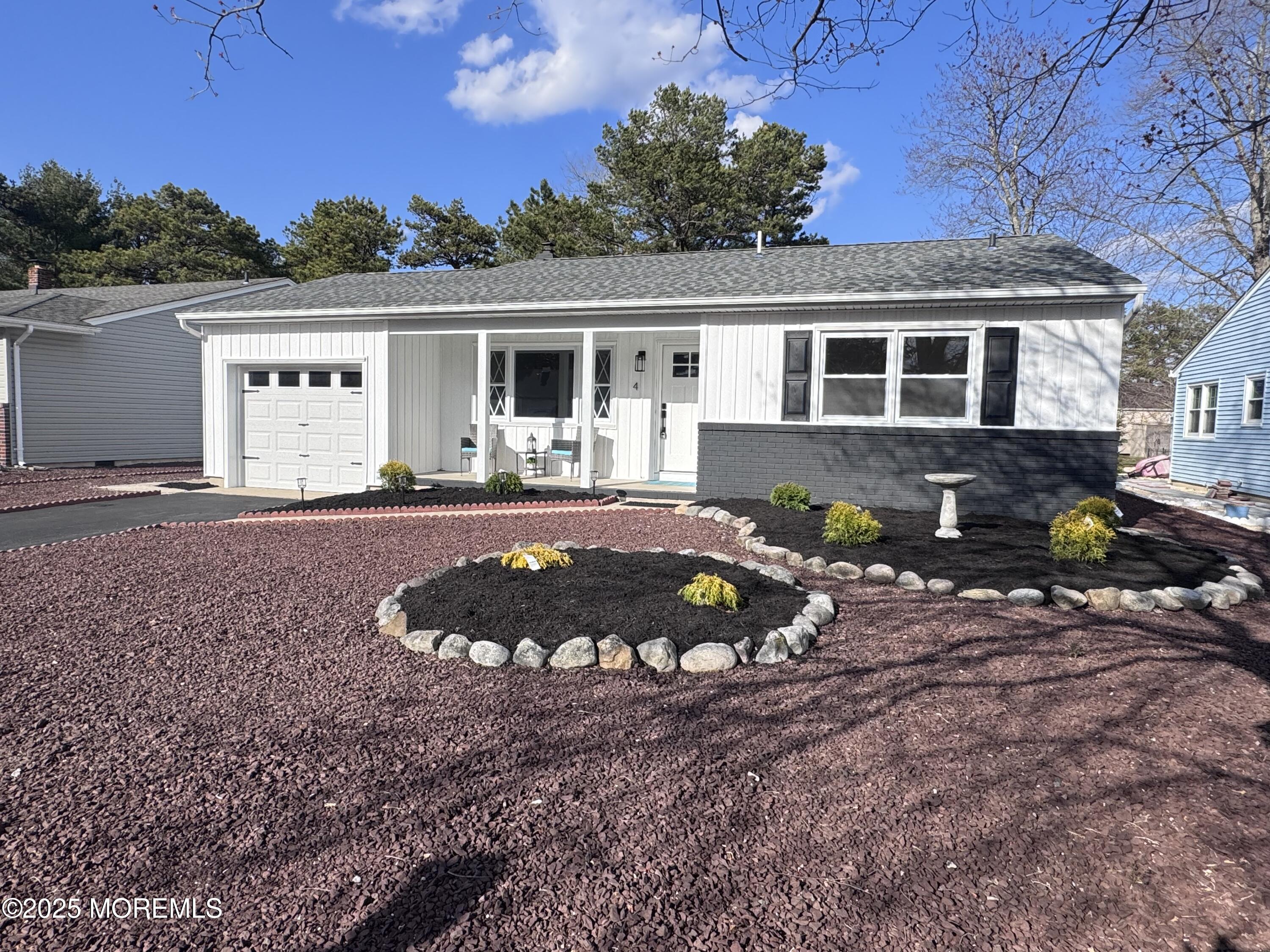 4 Zeeland Drive, Toms River, New Jersey image 2