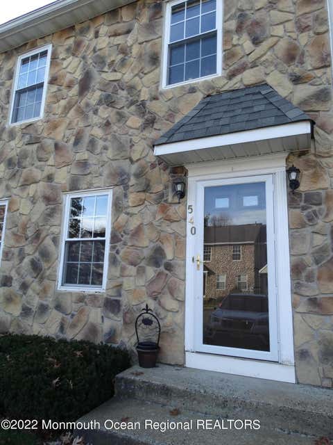 Townhouse For Rent - 540 Davids Court<br/> Ocean County, Lakewood, NJ 08701