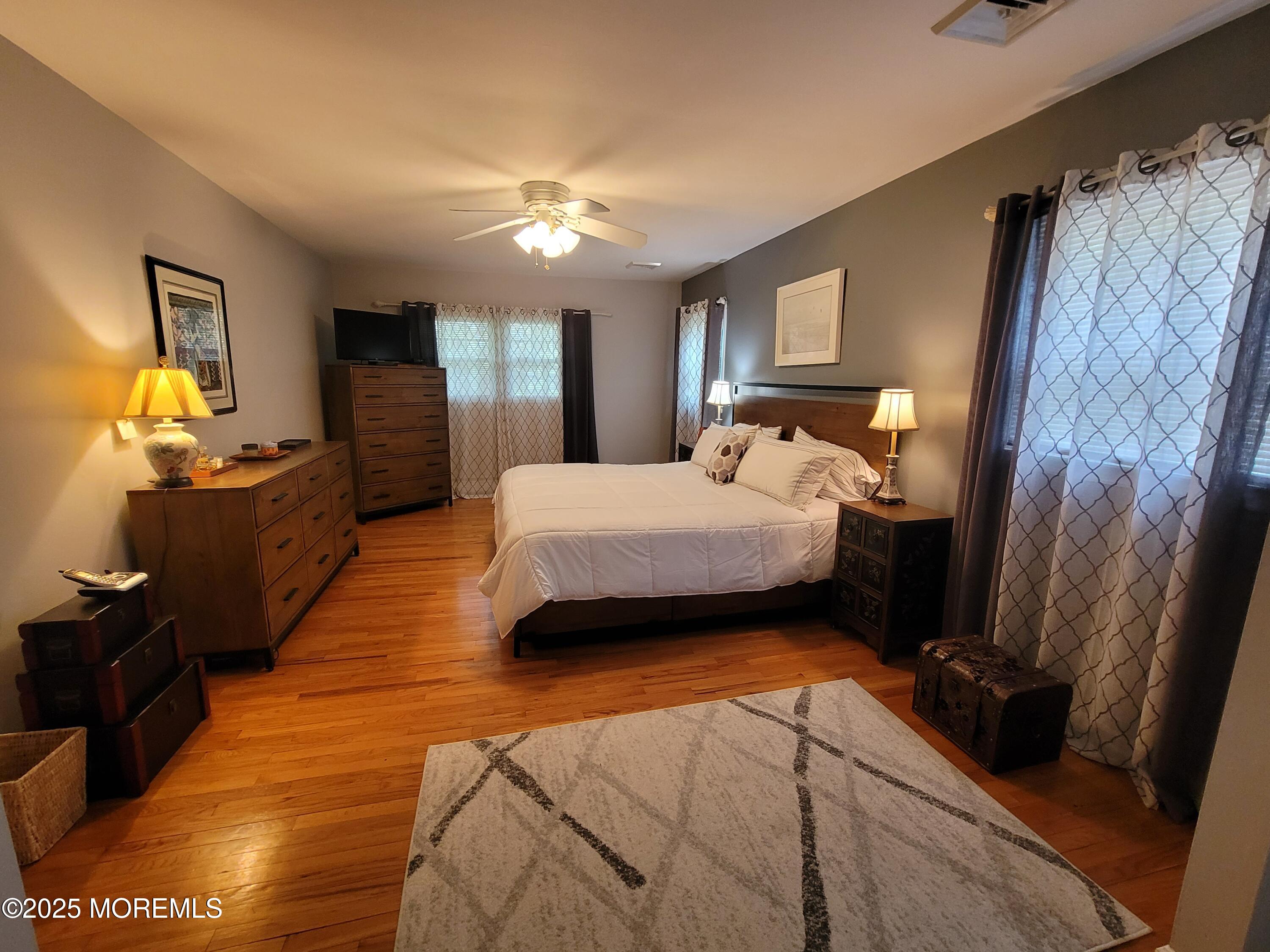 54 E Riverdale Avenue, Tinton Falls, New Jersey image 19