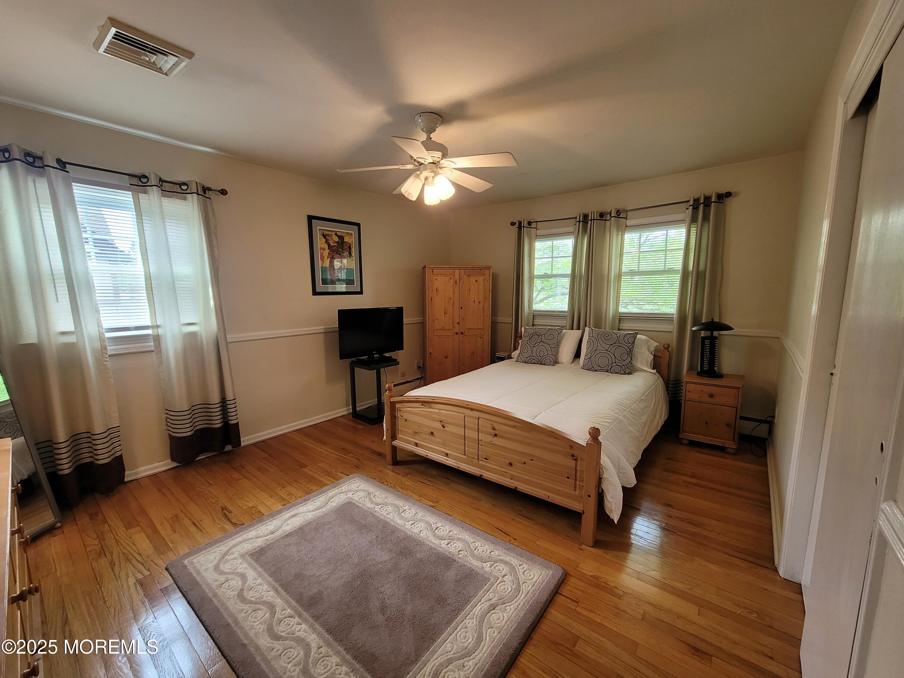 54 E Riverdale Avenue, Tinton Falls, New Jersey image 23