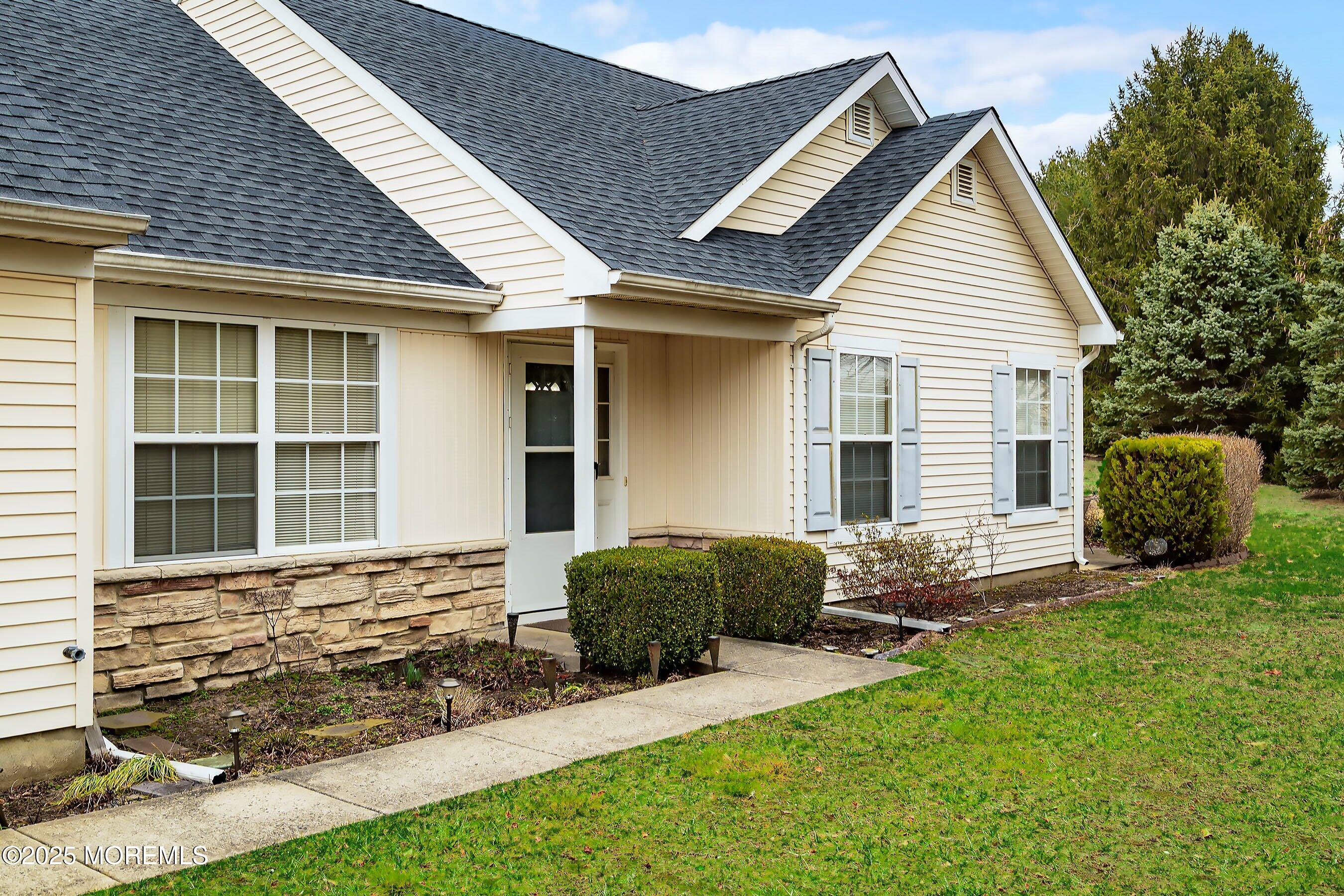 2651 Blissfield Lane, Toms River, New Jersey image 4