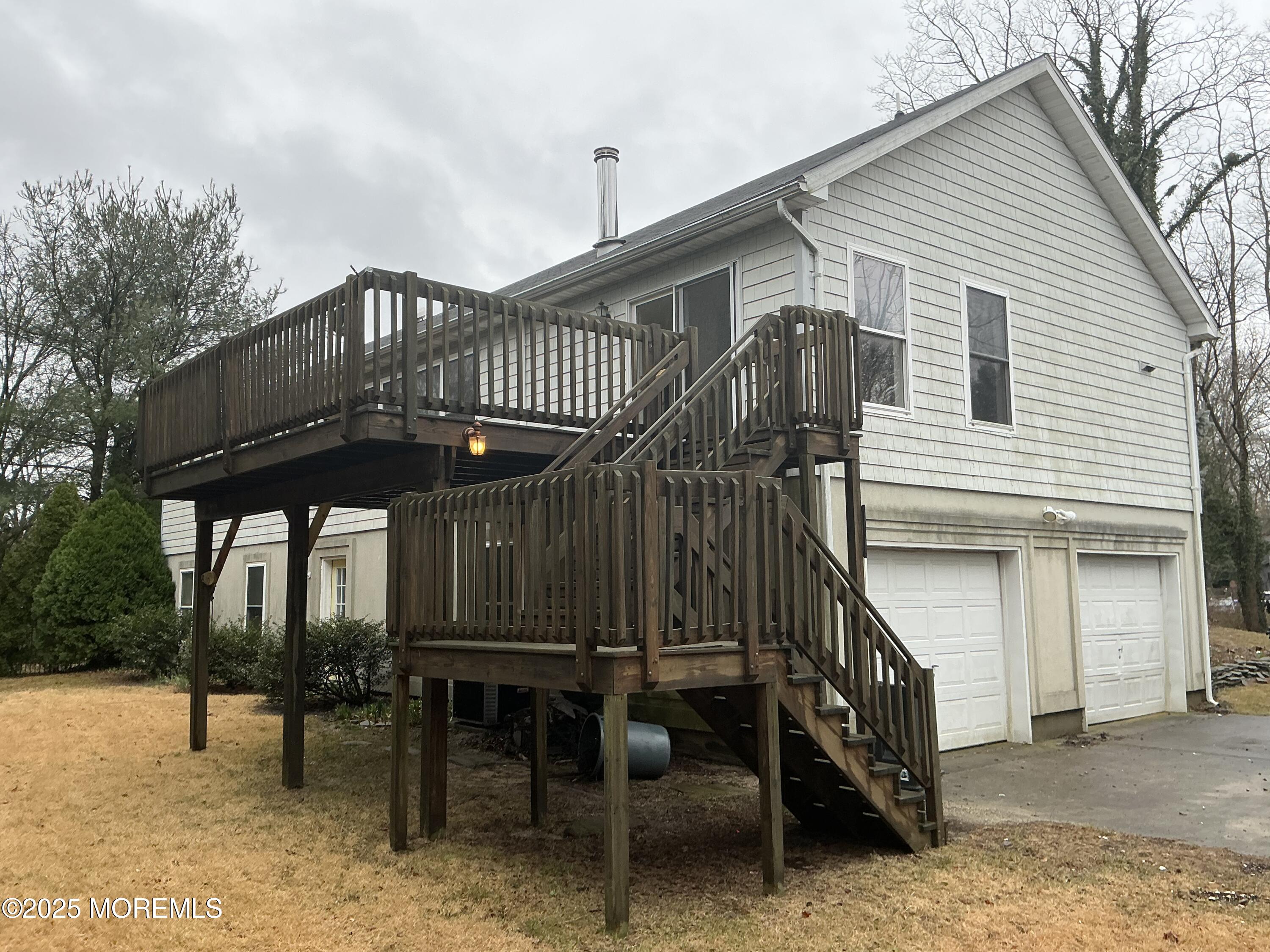 16 Ensor Place, Island Heights, New Jersey image 2