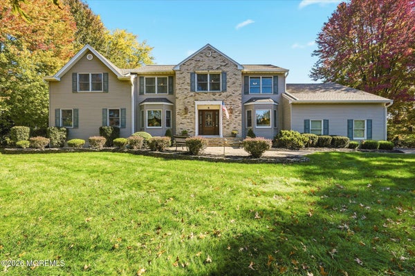 8 ASSUNPINK TRL, FREEHOLD, NJ 07728 - Image ca3dbd5169ee2bcd49c36ce5a0f365df/3910045484