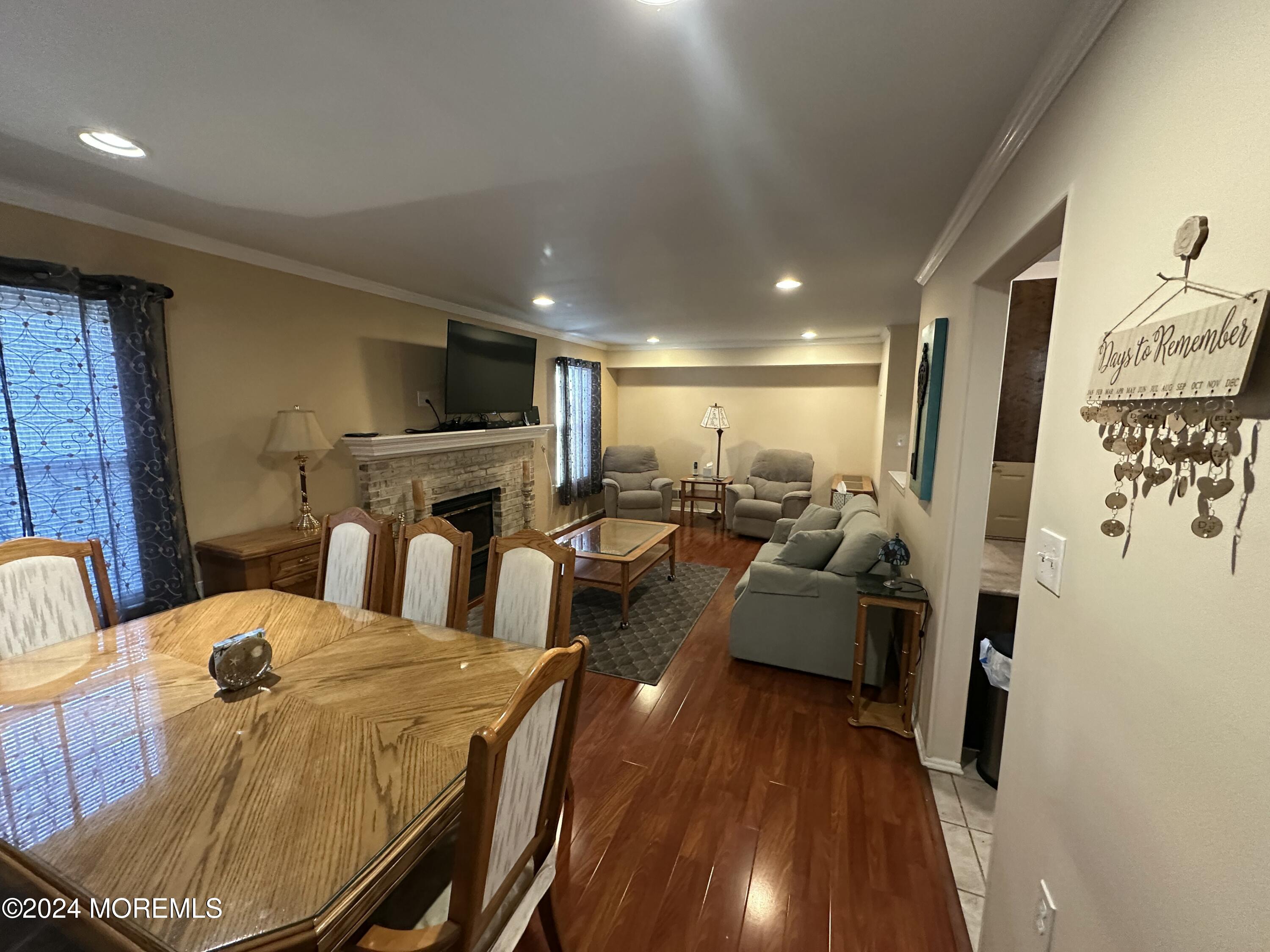 302 Wellington Place #2, Aberdeen, New Jersey image 7