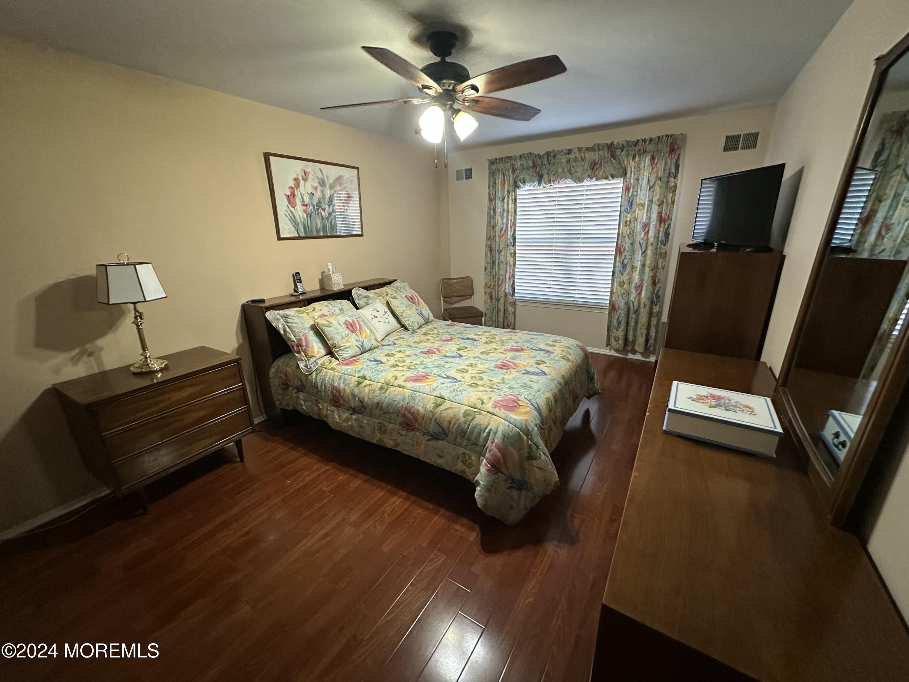 302 Wellington Place #2, Aberdeen, New Jersey image 19