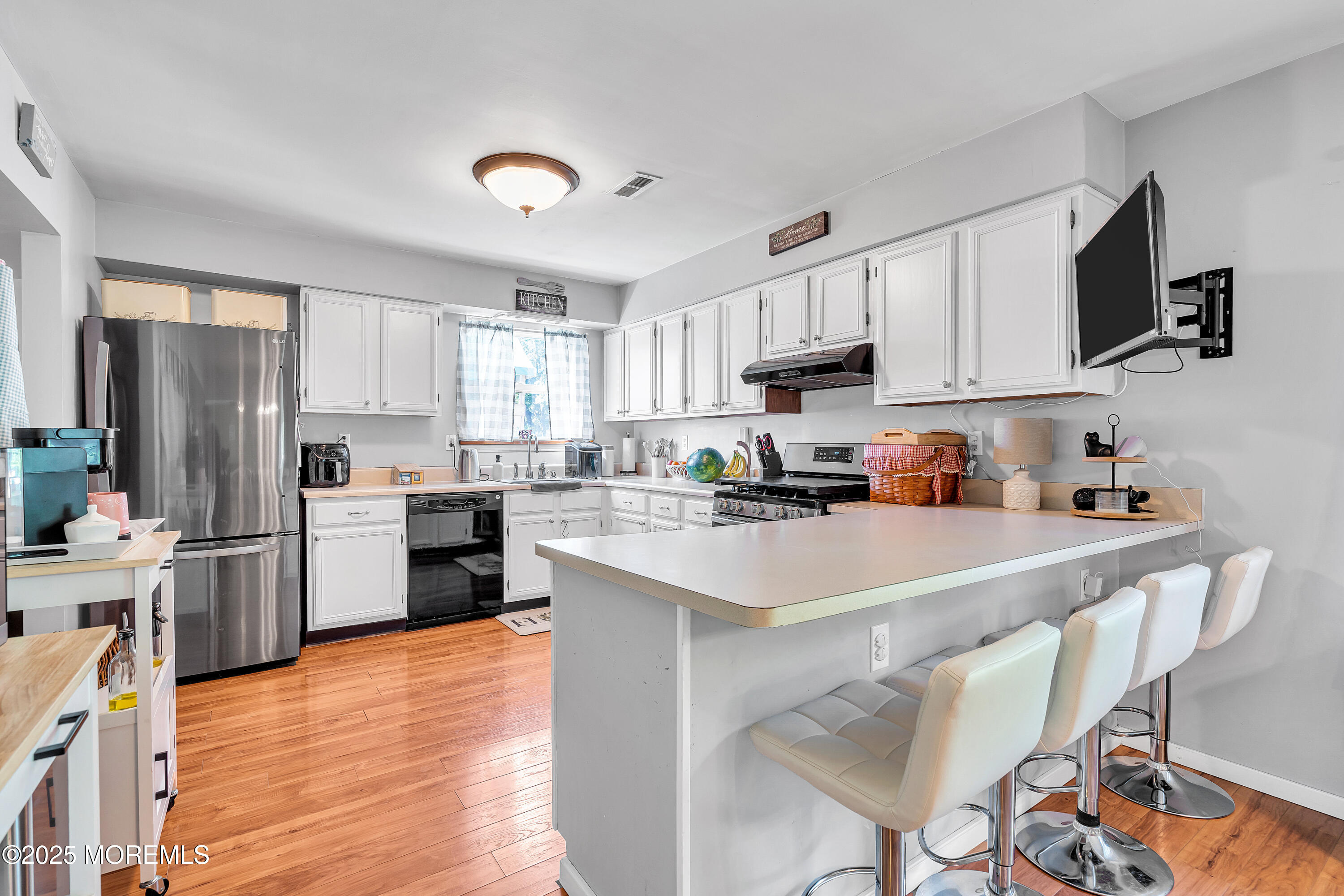 138 Locust Street, Tuckerton, New Jersey image 2