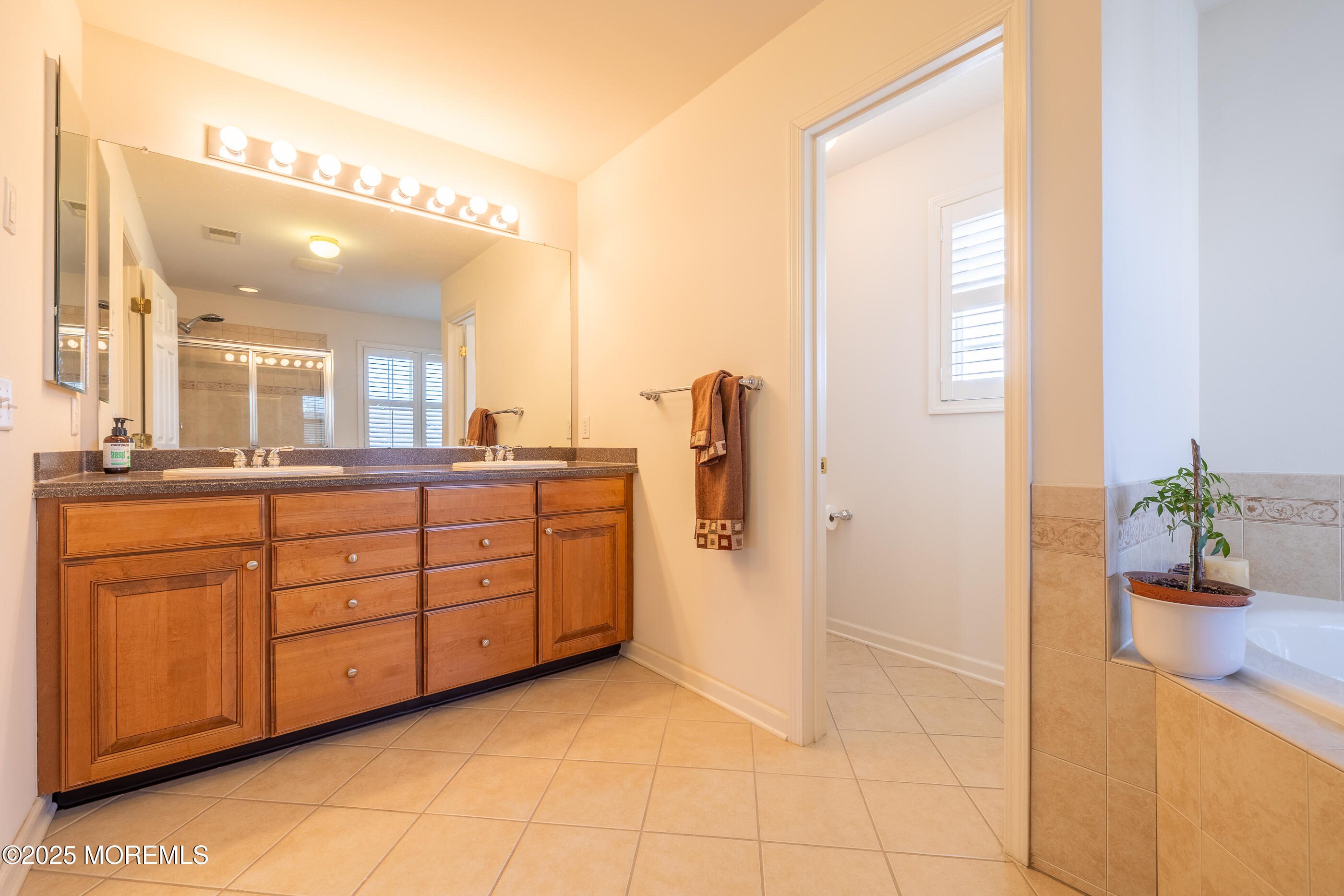 9 Bristol Road, Manalapan, New Jersey image 26