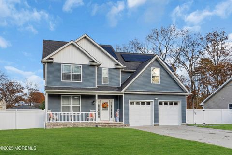 Photo of 331 Arlington Avenue N, Bayville, NJ 08721 (MLS # 22534181)