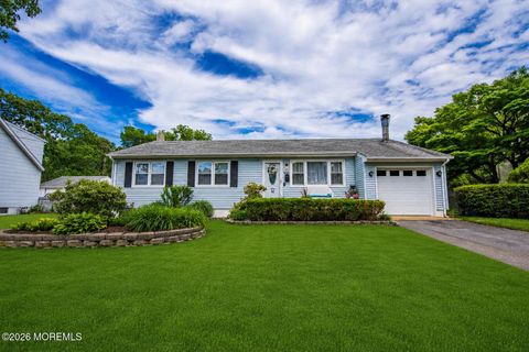 Homes For Sale - 133 Poplar Way<br/> Brick, NJ 08724