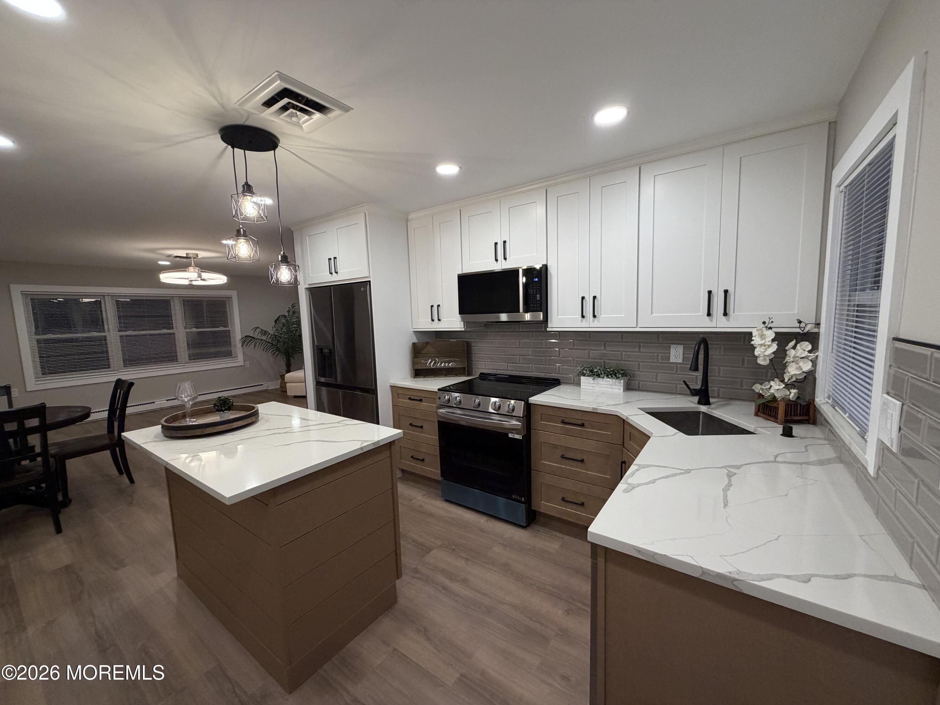 337c Canterbury Court