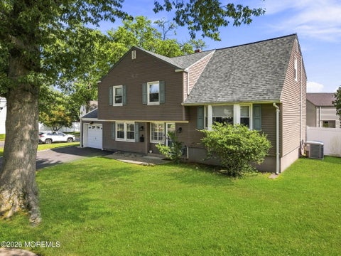 Homes For Sale - 9 Meyer Road<br/> Edison, NJ 08817