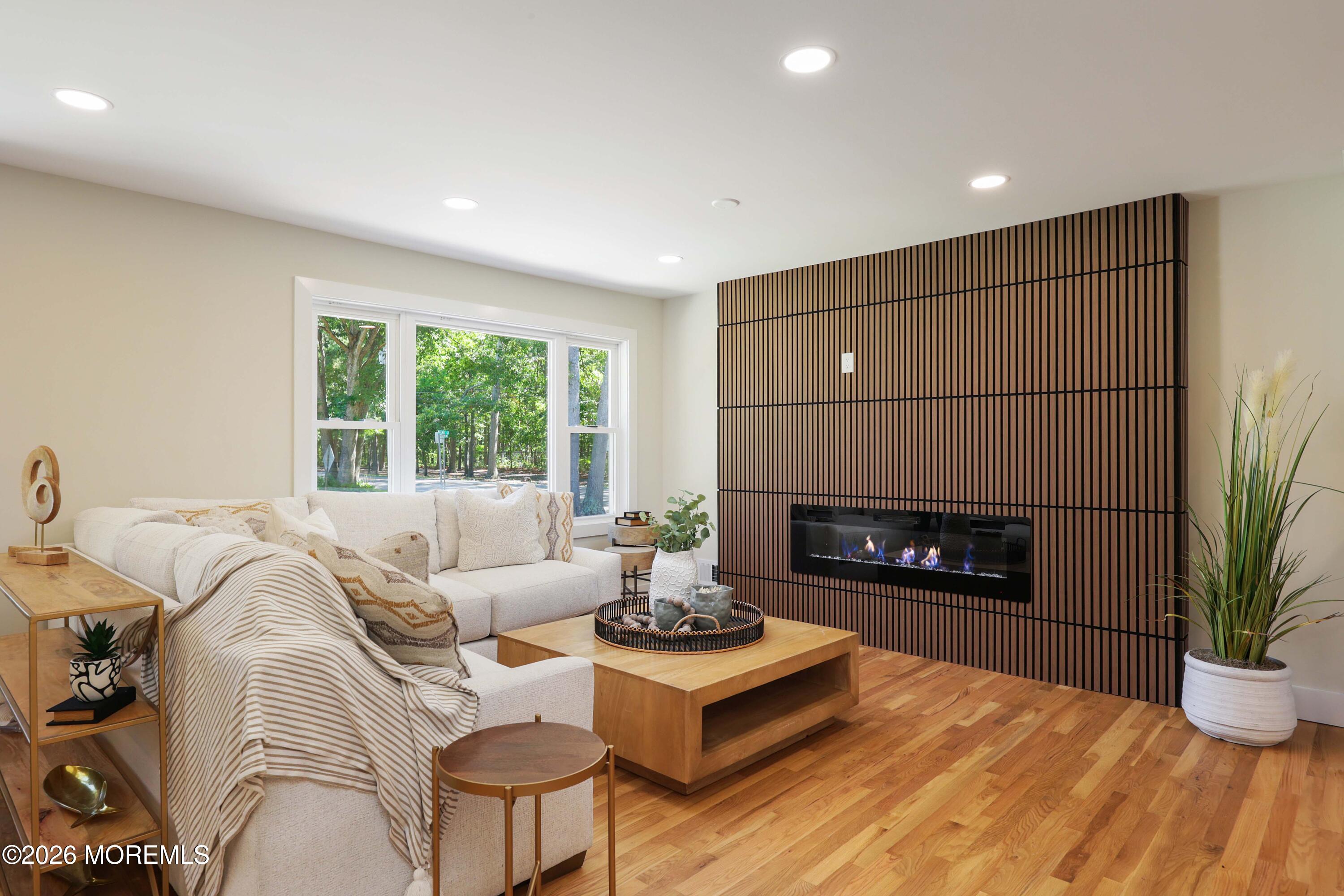 15 Walnut Street