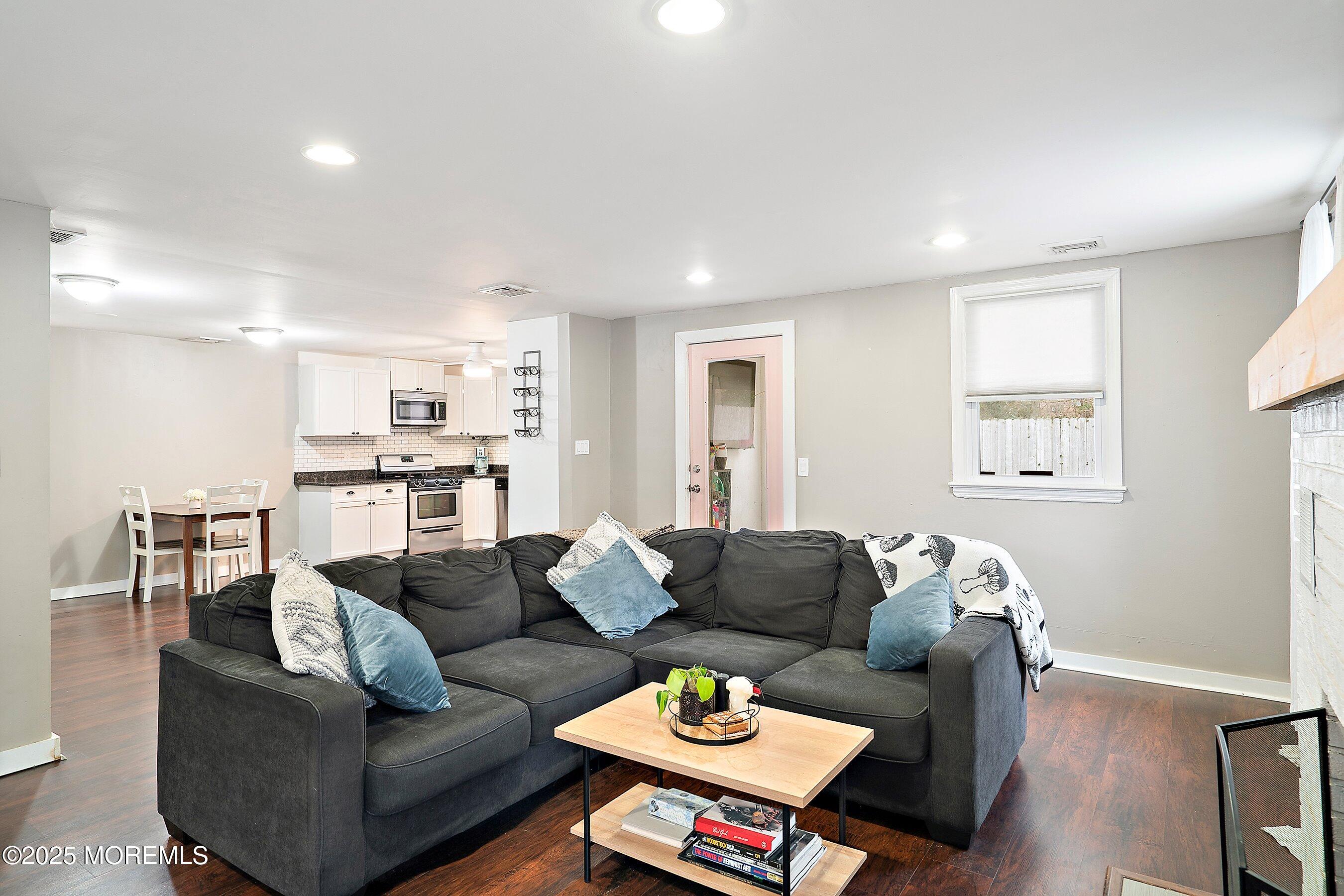 62 Woodland Drive, Brick, New Jersey image 5