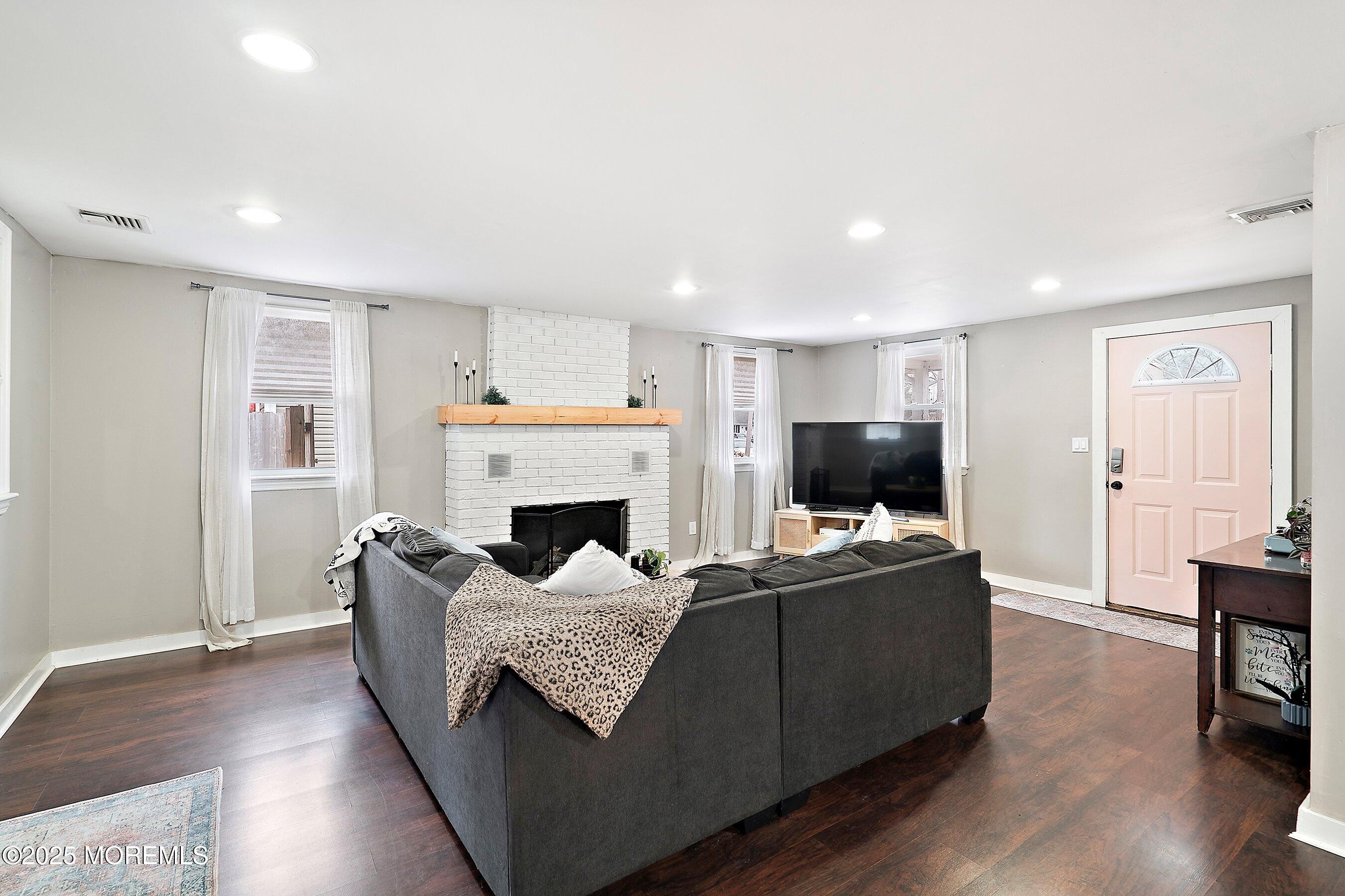 62 Woodland Drive, Brick, New Jersey image 6