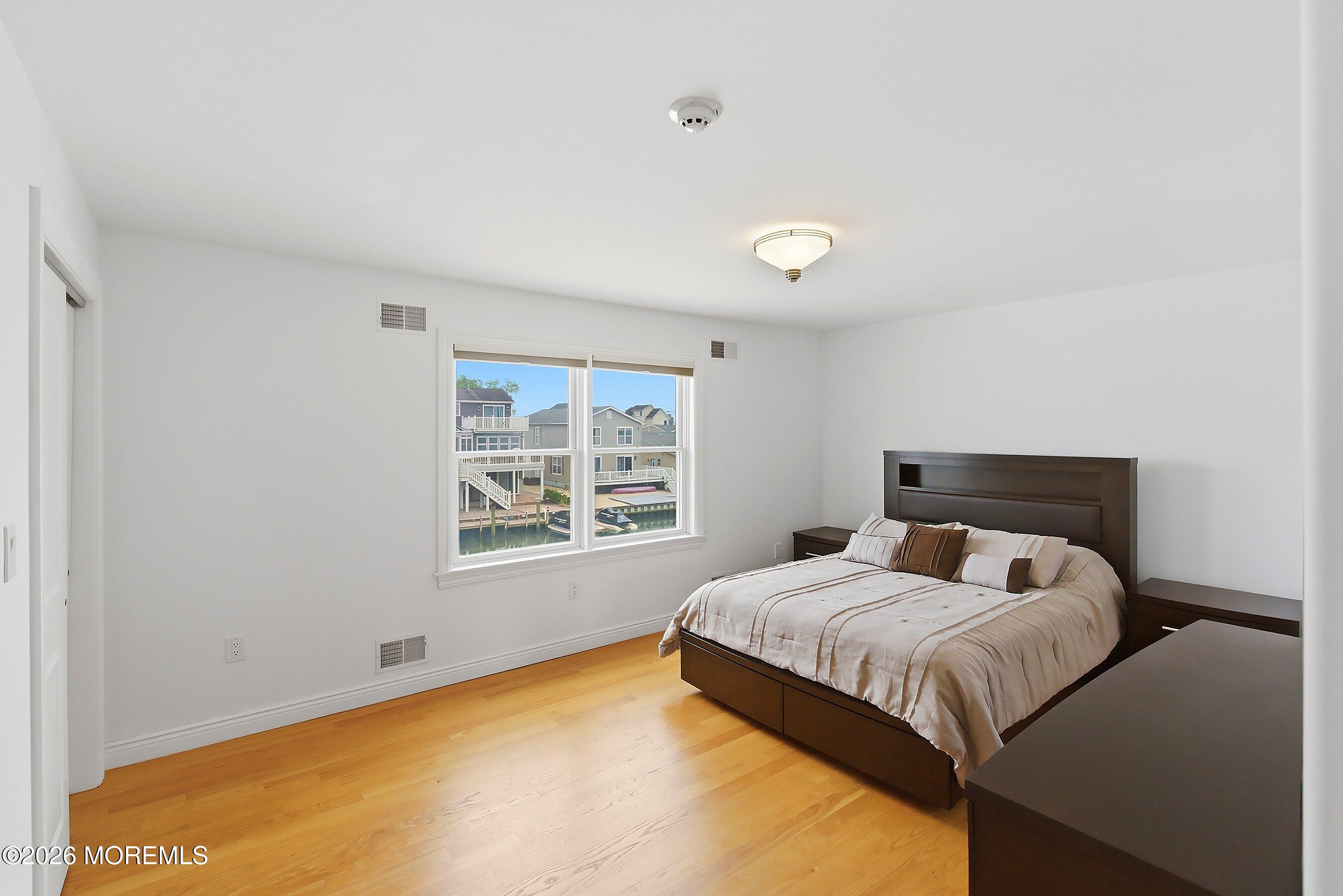 Toms River, New Jersey, 08753, United States, 5 Bedrooms Bedrooms, ,5 BathroomsBathrooms,Residential,Active,2052085