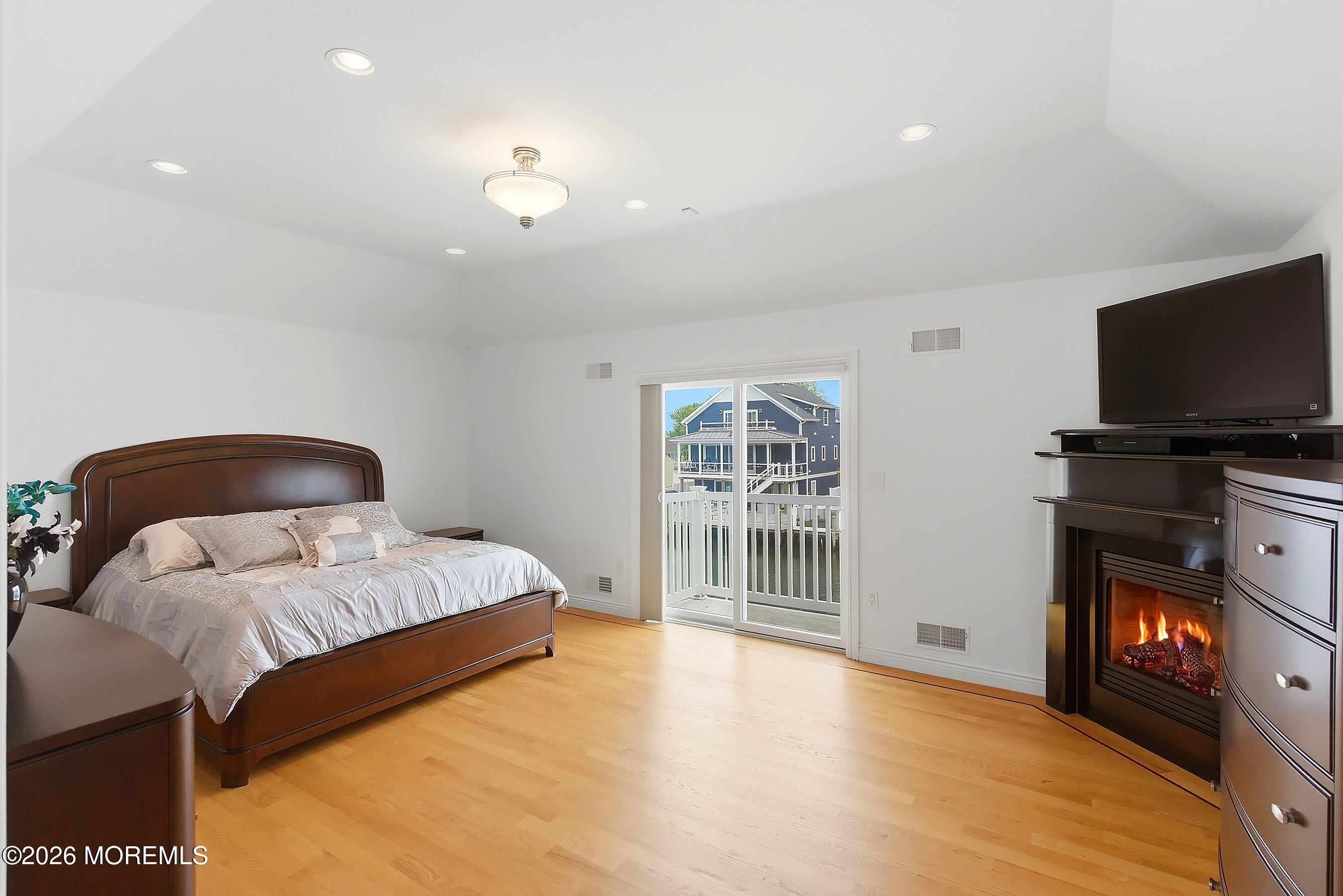 Toms River, New Jersey, 08753, United States, 5 Bedrooms Bedrooms, ,5 BathroomsBathrooms,Residential,Active,2052085