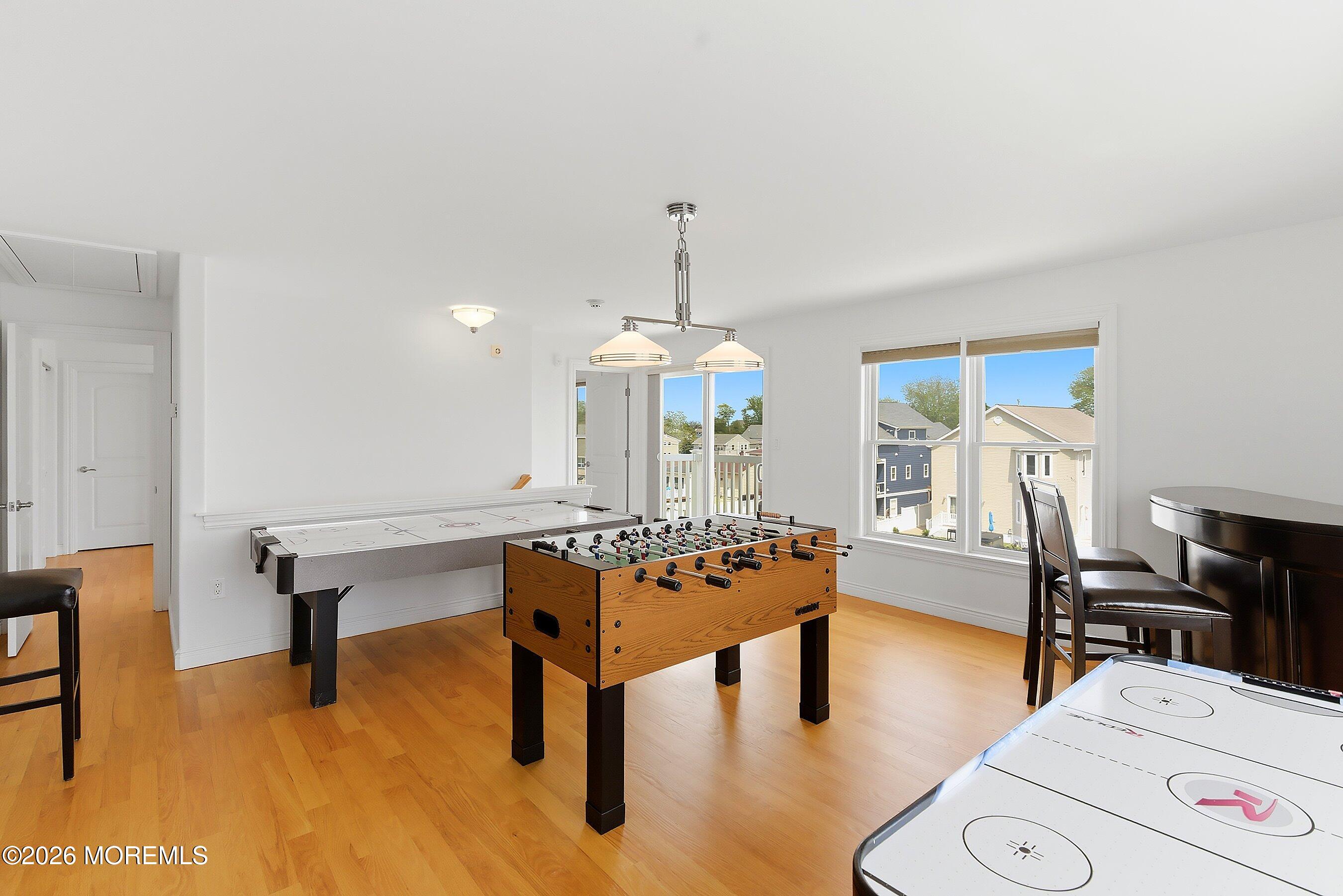Toms River, New Jersey, 08753, United States, 5 Bedrooms Bedrooms, ,5 BathroomsBathrooms,Residential,Active,2052085