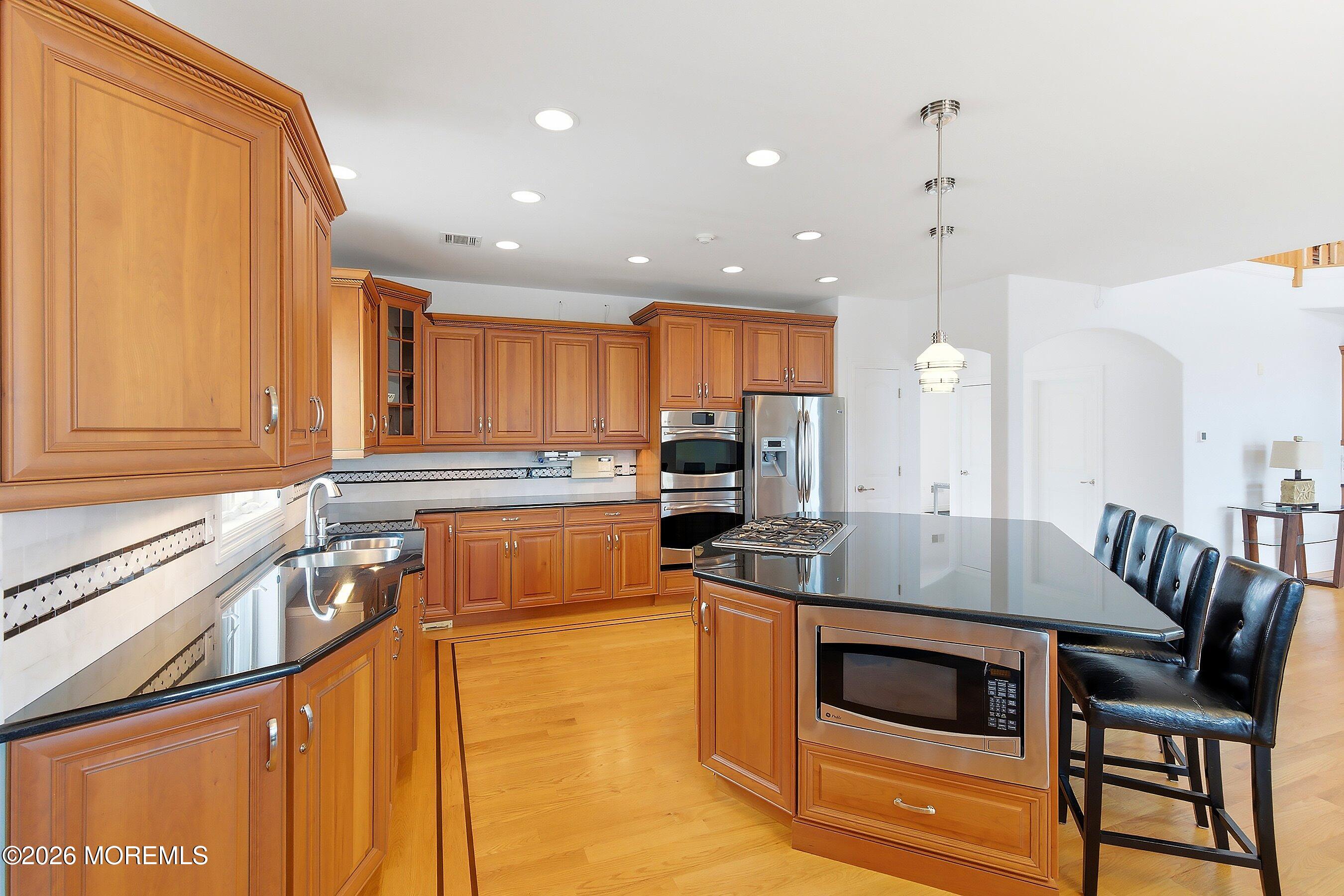Toms River, New Jersey, 08753, United States, 5 Bedrooms Bedrooms, ,5 BathroomsBathrooms,Residential,Active,2052085